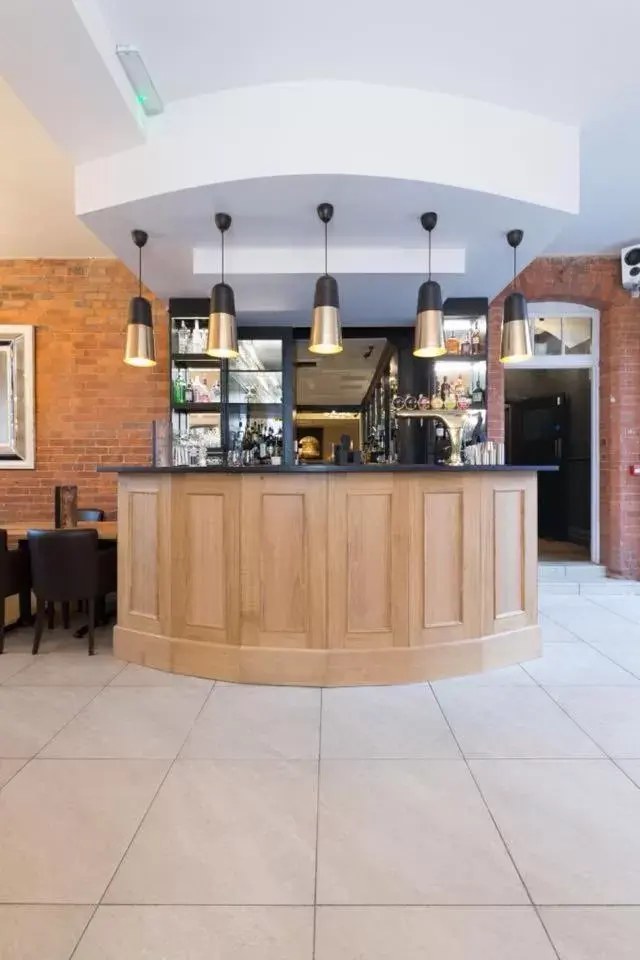 Lounge or bar in The Wheatsheaf Hotel, Sandbach