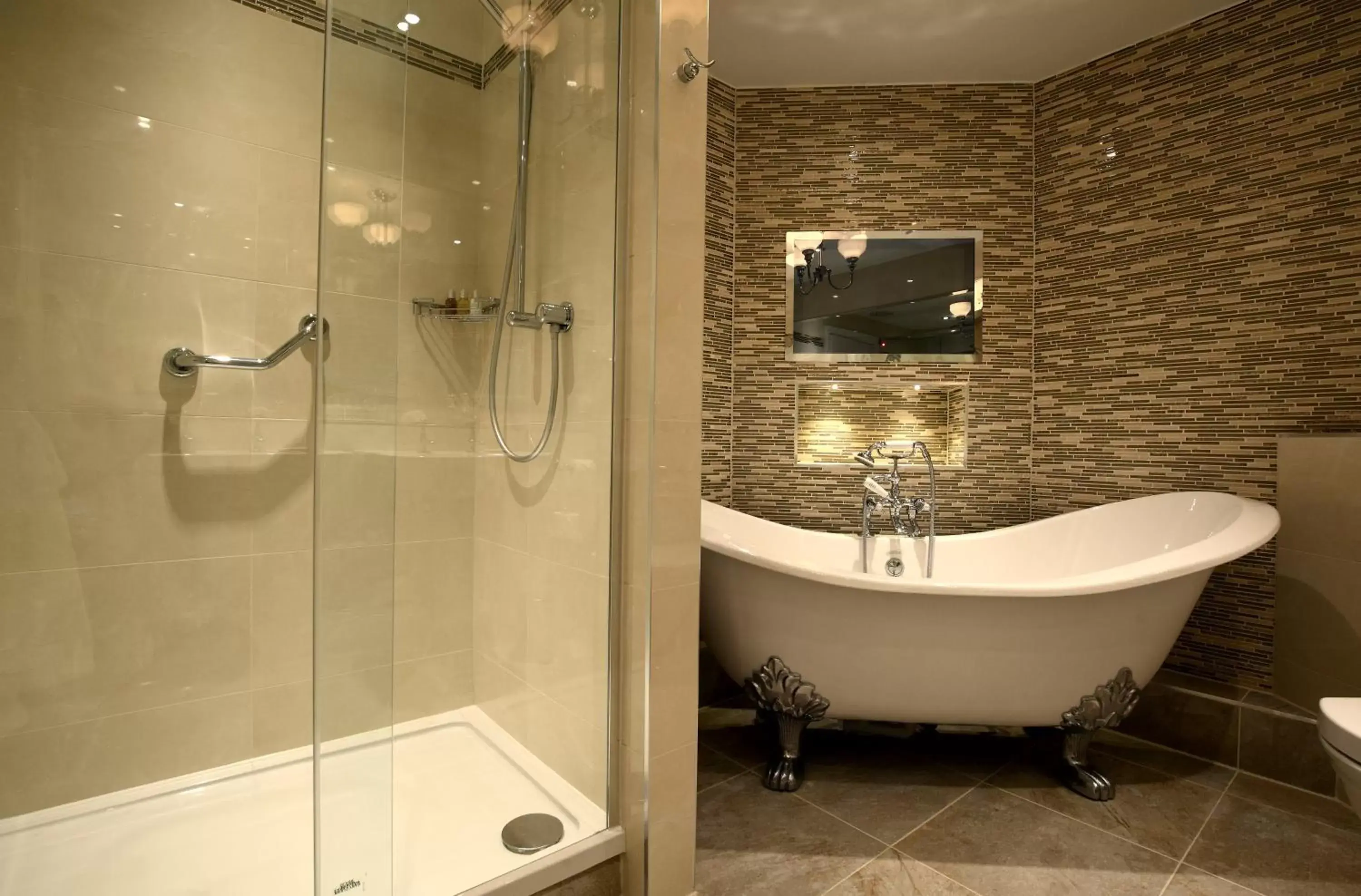 Bathroom in Macdonald Bath Spa Hotel