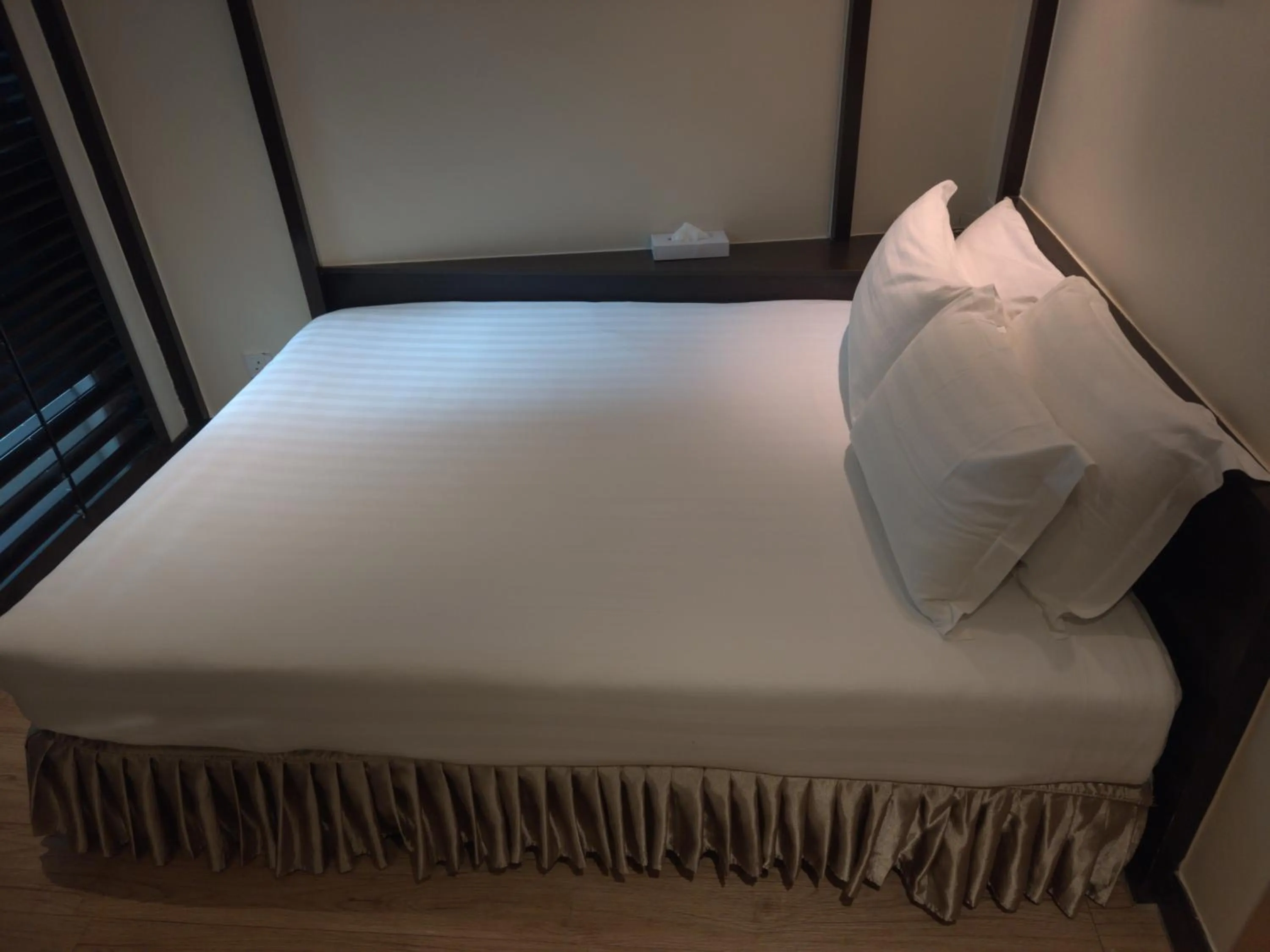 Bedroom, Bed in Mingle At The Eden