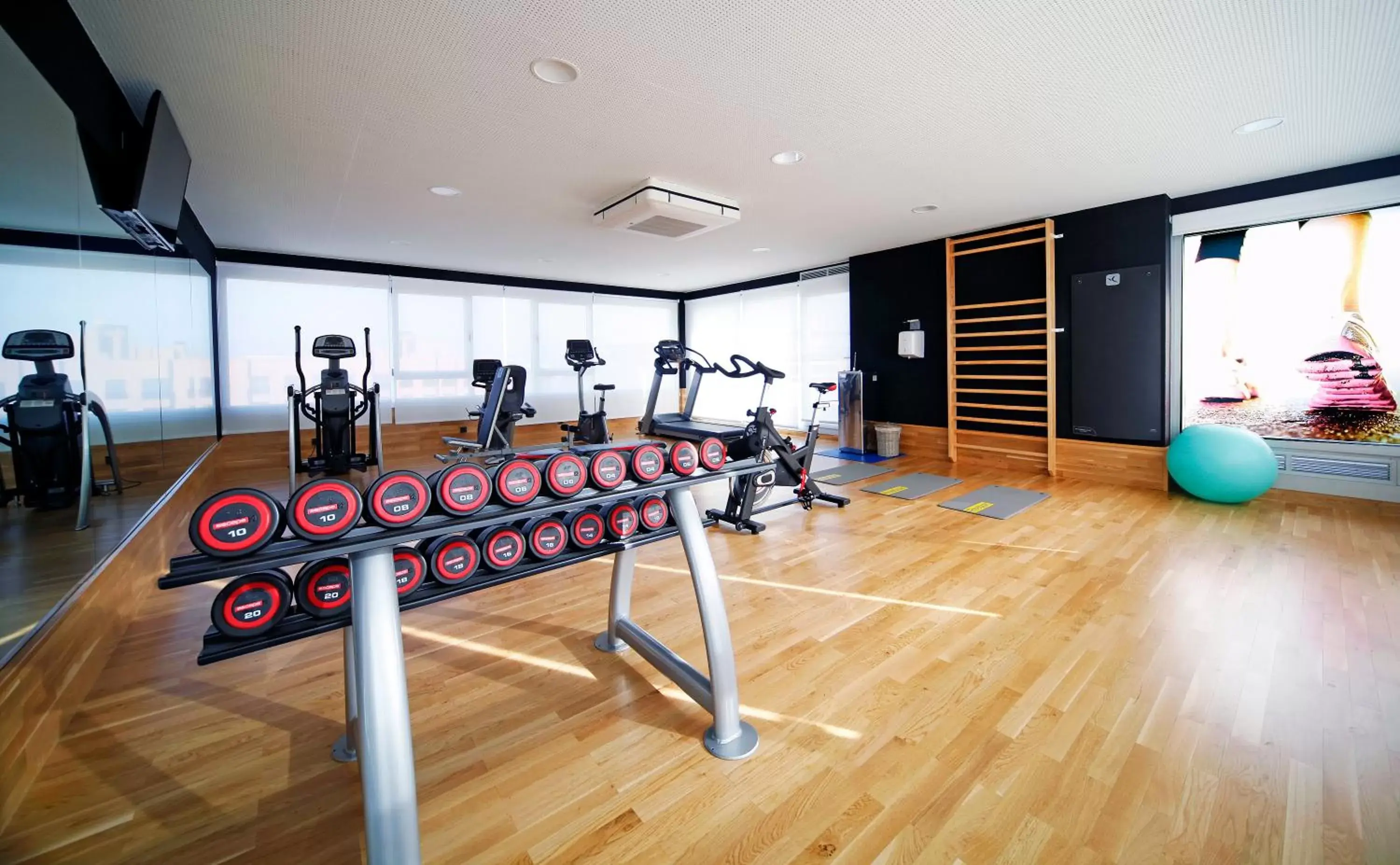 Fitness centre/facilities, Fitness Center/Facilities in Axor Feria