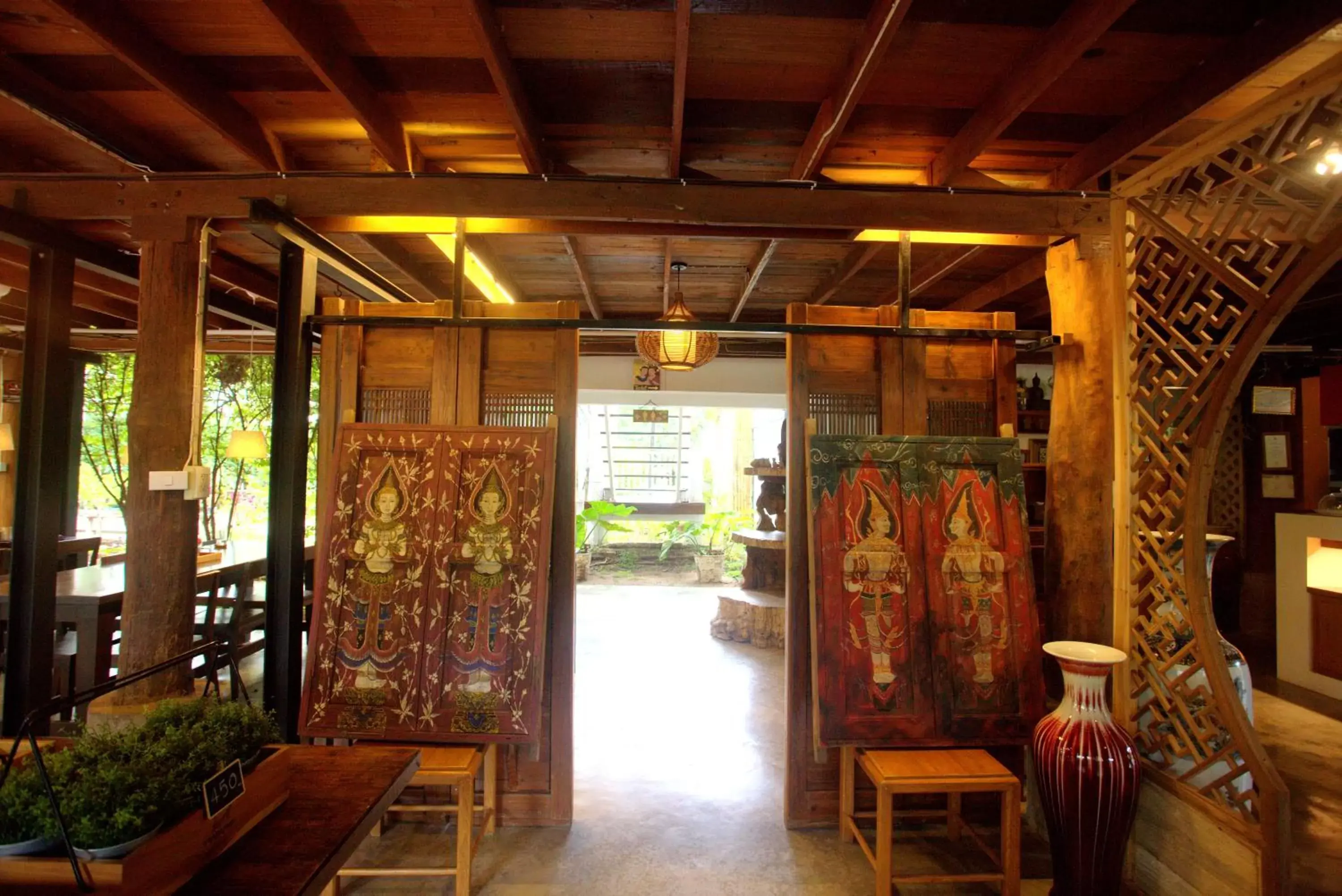 Lobby or reception in Tharaburi Resort