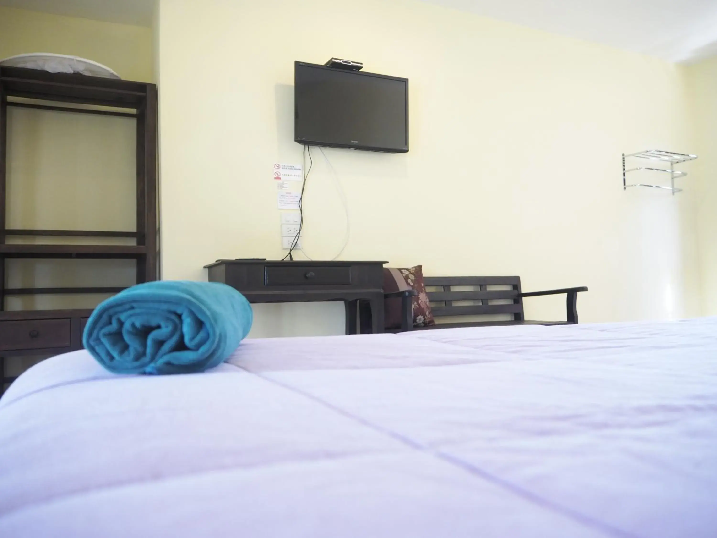 Photo of the whole room, TV/Entertainment Center in Banana Beach Resort