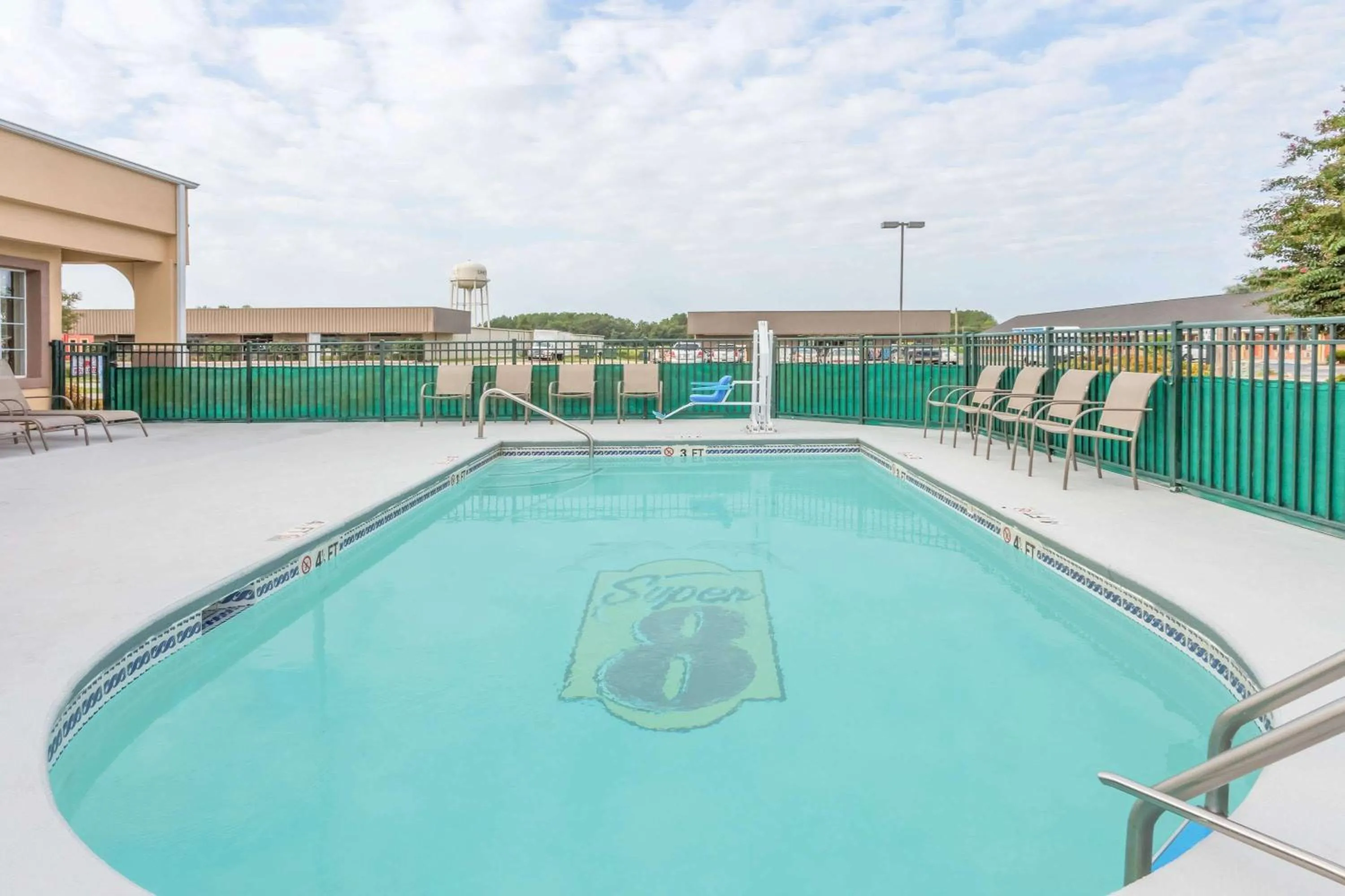 On site in Super 8 by Wyndham Santee