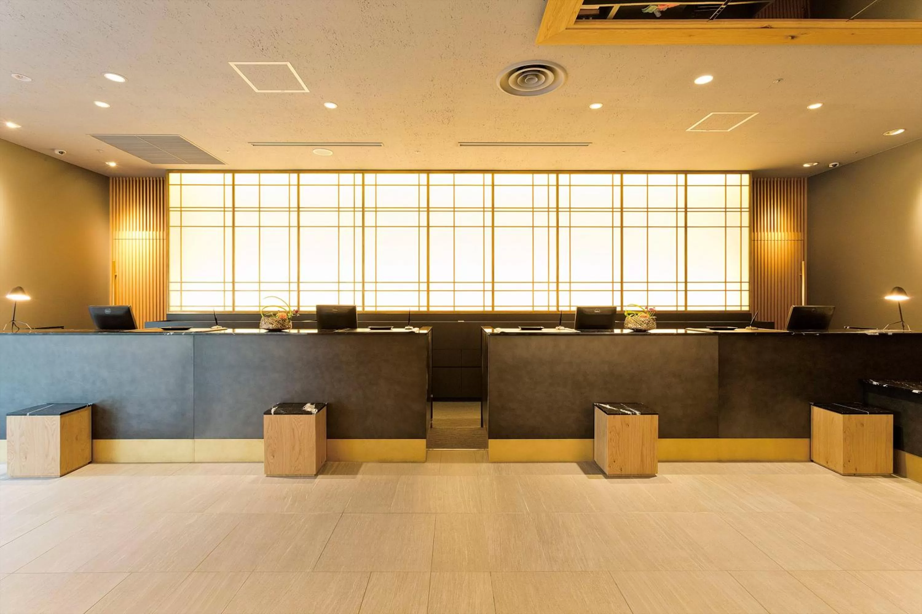 Lobby or reception in Shinjuku Washington Hotel