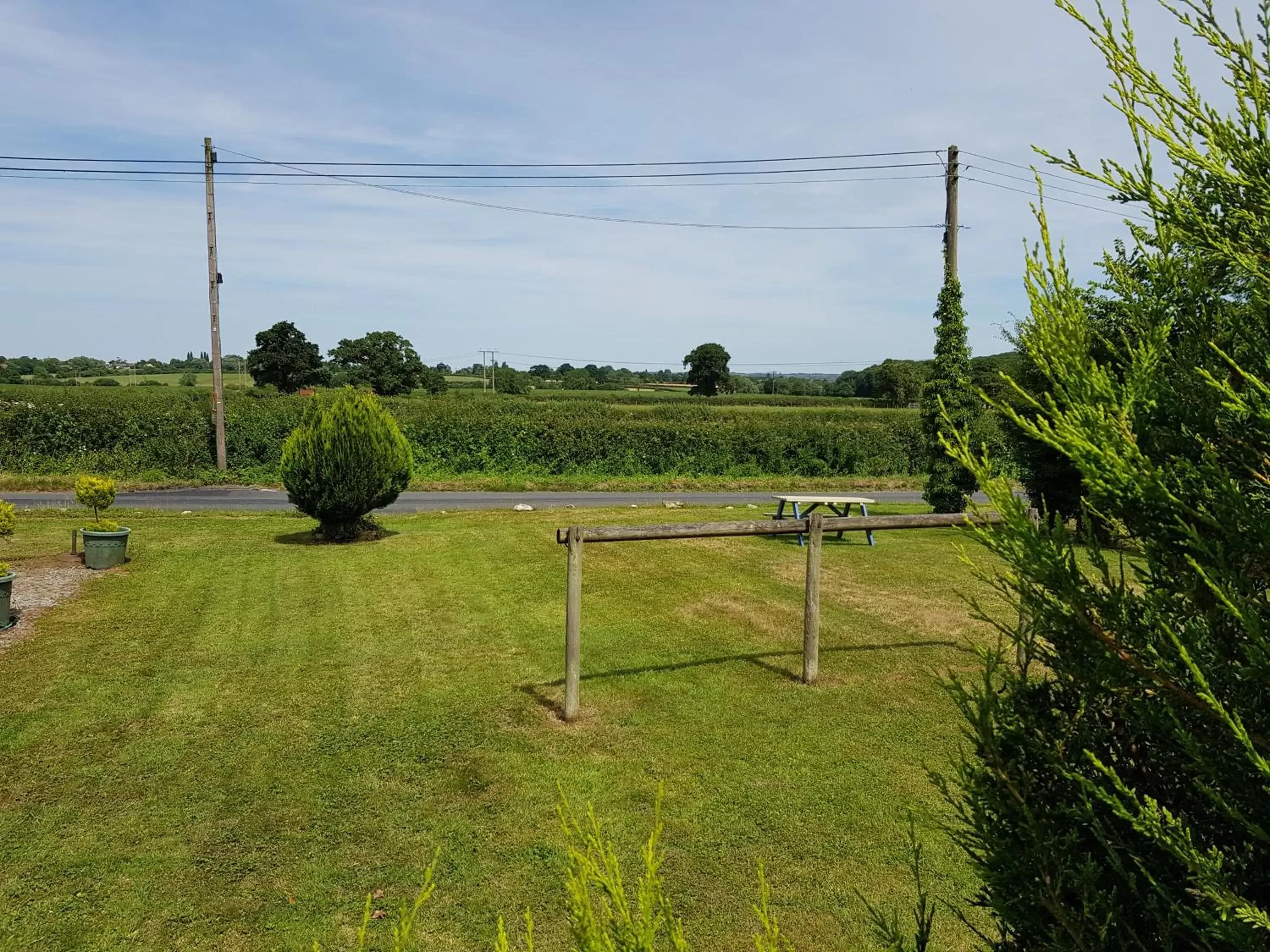 Garden view, Garden in Schoolhouse Restaurant and Hotel