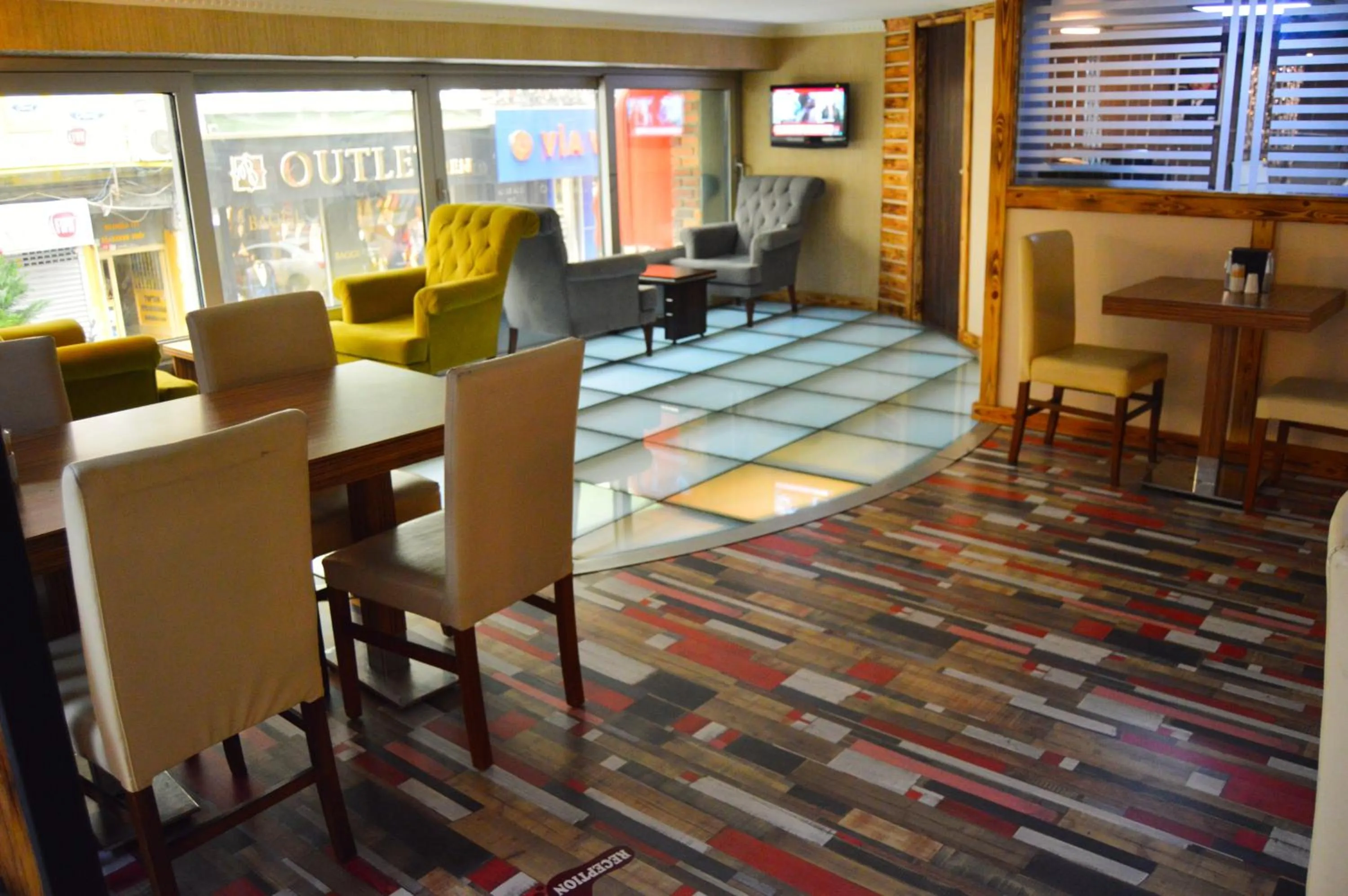 Restaurant/places to eat in Comfort Downtown Istanbul