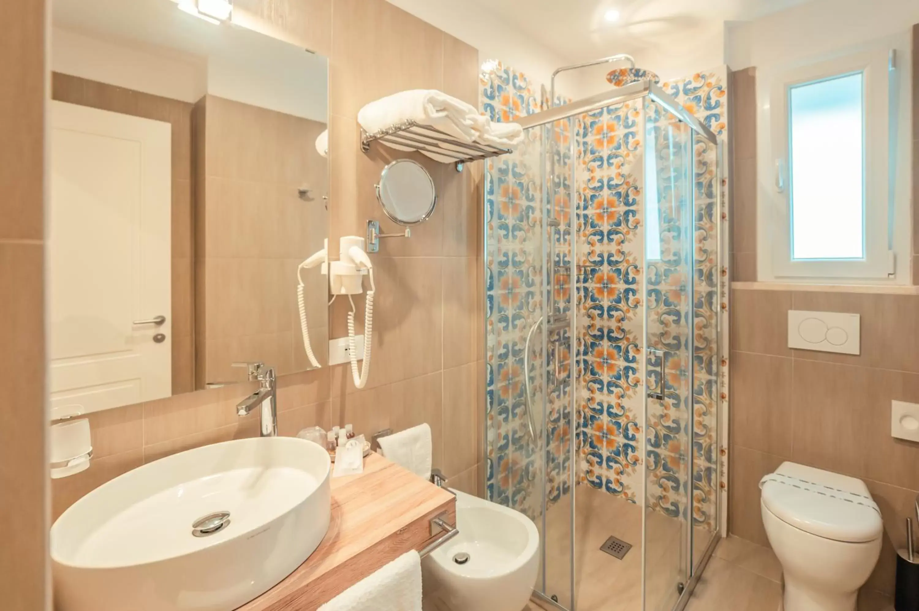 Shower, Bathroom in Hotel Rivage Taormina