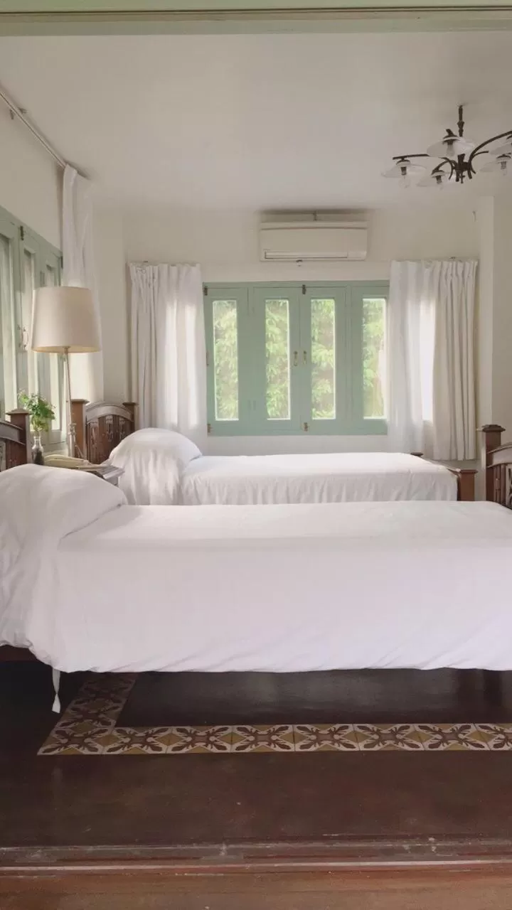 Bed in Villa Duangchampa