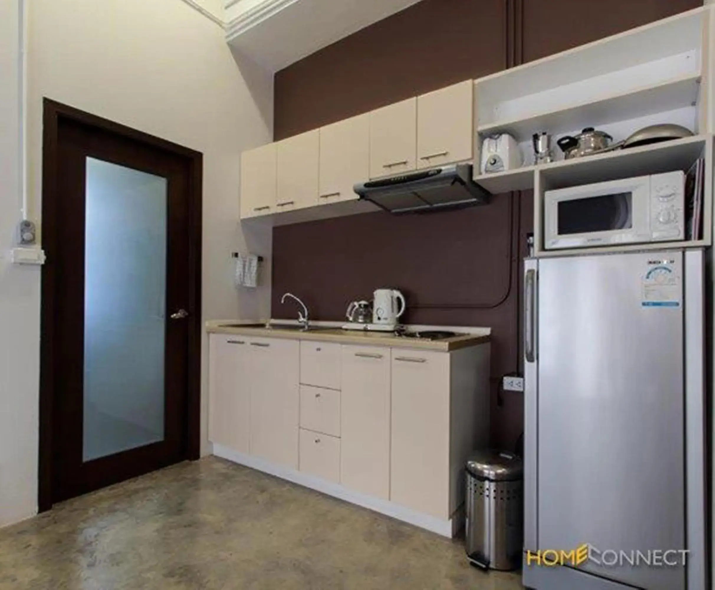 Kitchen or kitchenette, Kitchen/Kitchenette in T Series Place Serviced Apartment