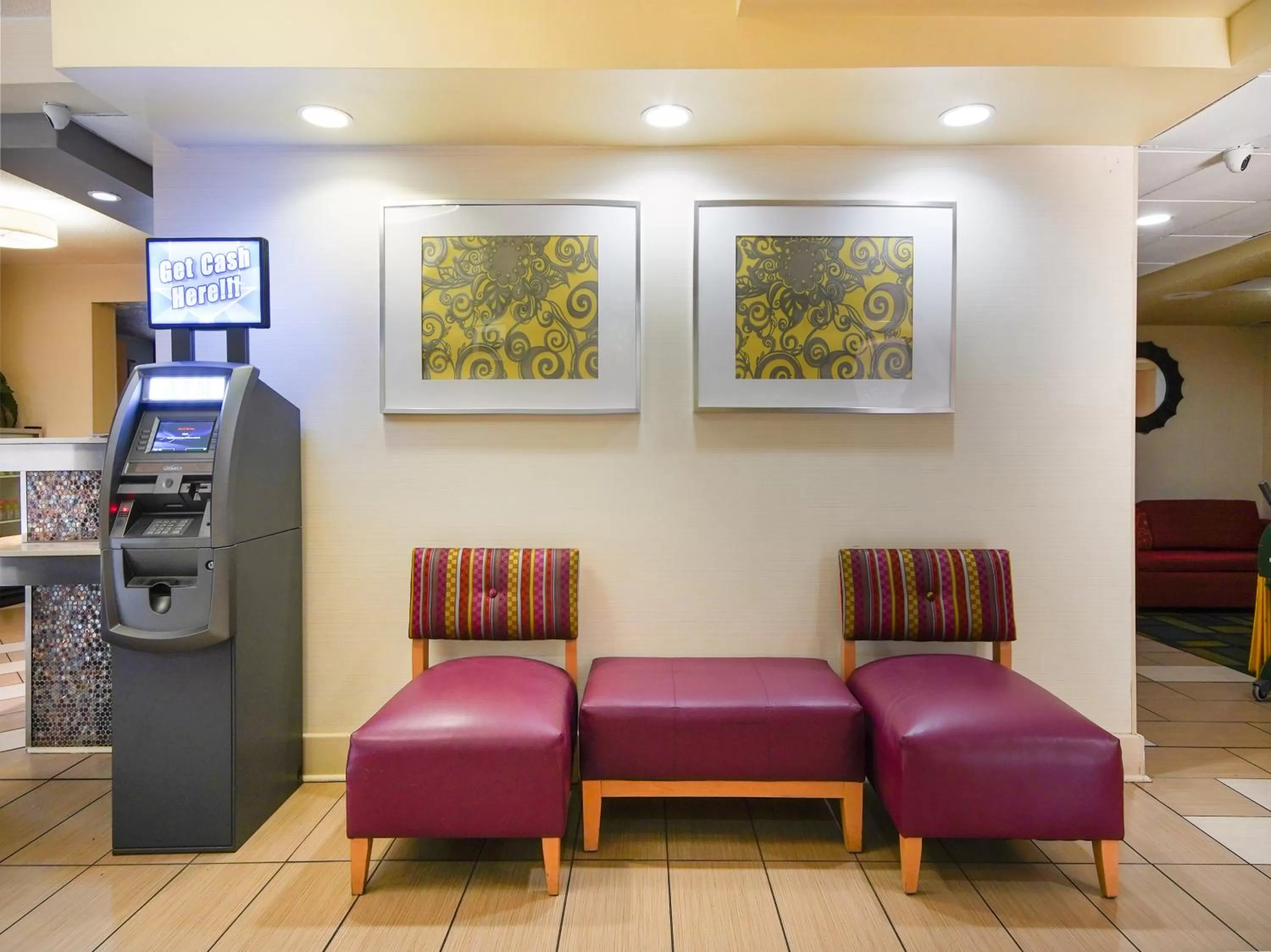 Area and facilities in Baymont by Wyndham Williamsburg