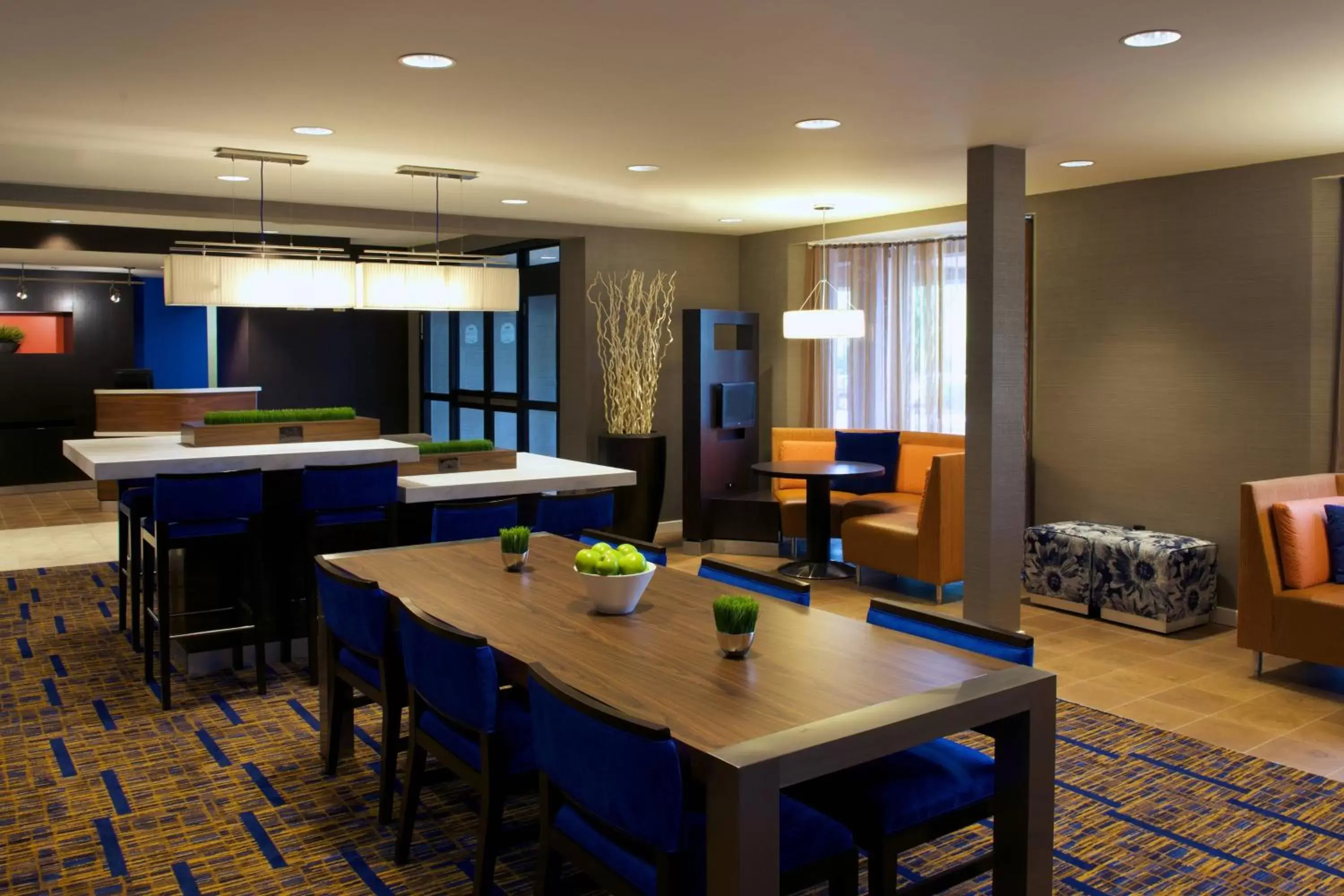 Lobby or reception in Courtyard by Marriott Columbus Tipton Lakes