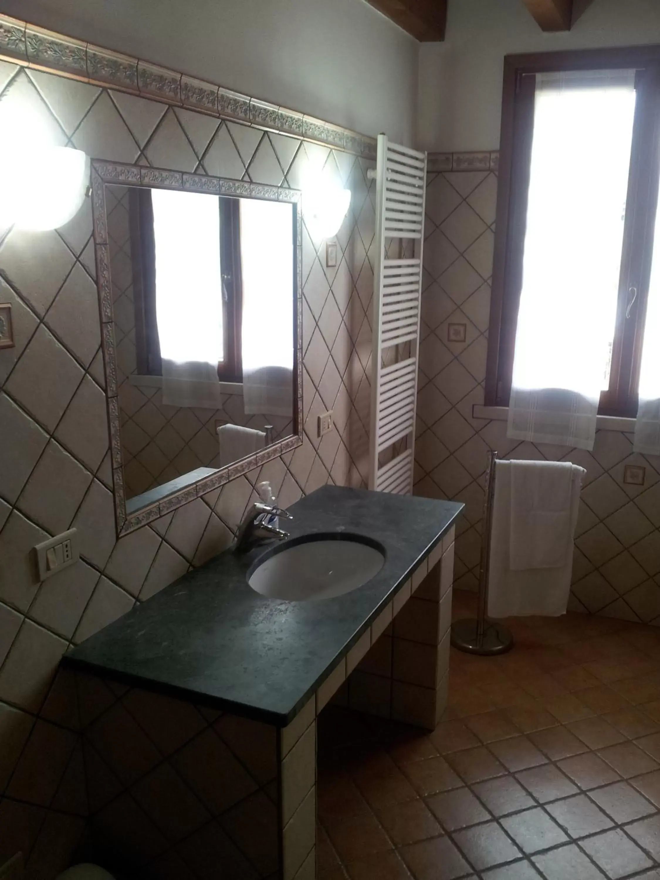 Bathroom in BB Parco del Mincio