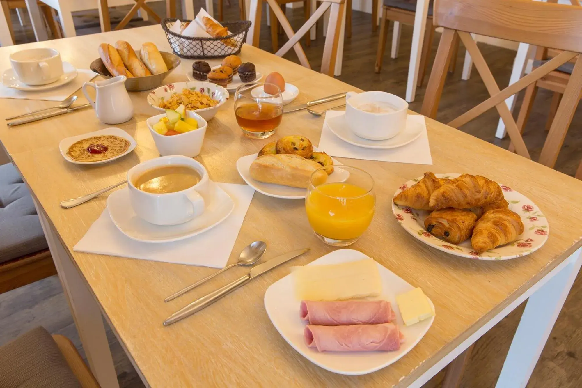 Food close-up, Breakfast in The Originals City, Hotel Cleria, Lorient (Inter-Hotel)