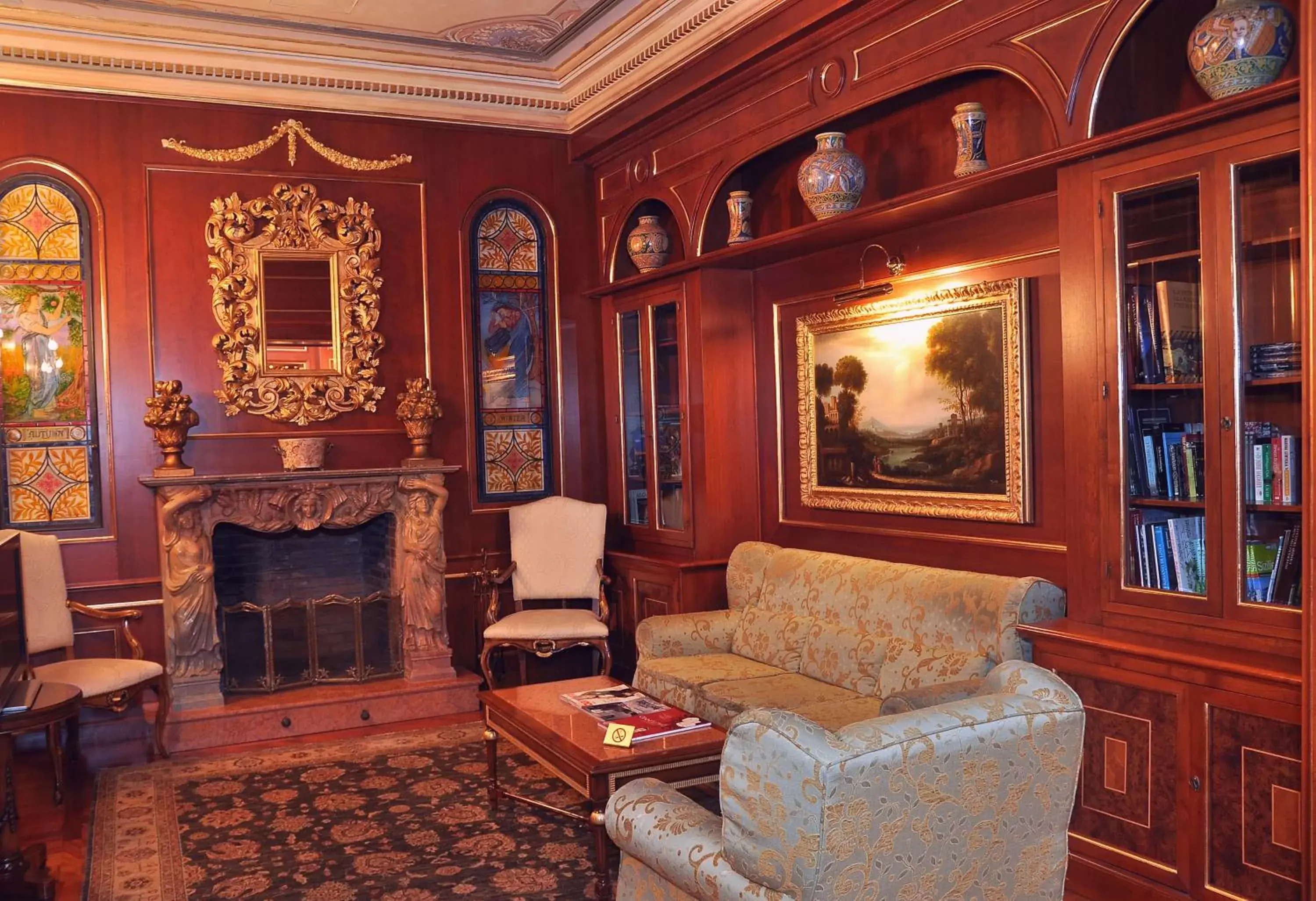 Winter, Seating Area in Grand Hotel Wagner