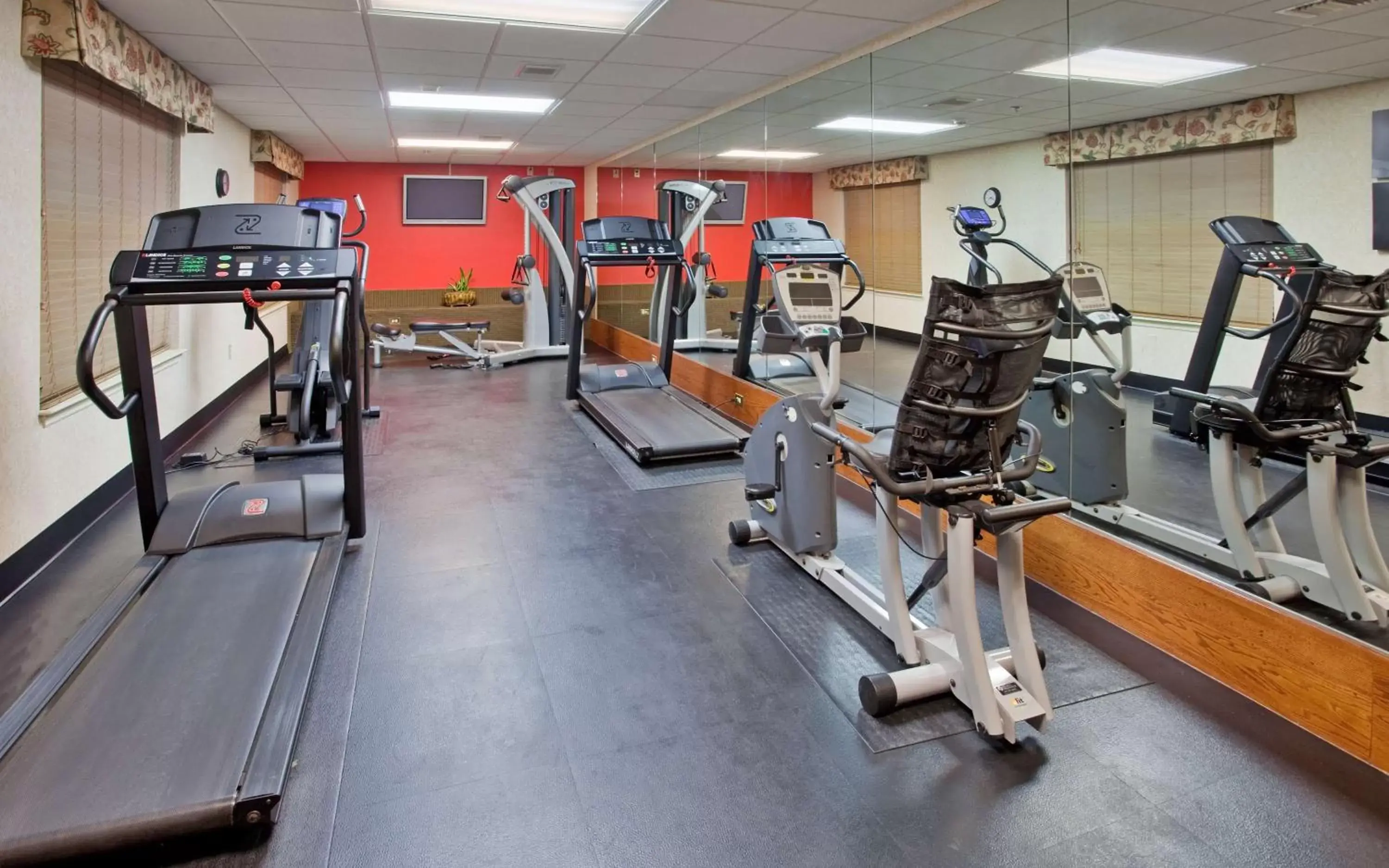 Activities, Fitness Center/Facilities in Country Inn & Suites by Radisson, Aiken, SC