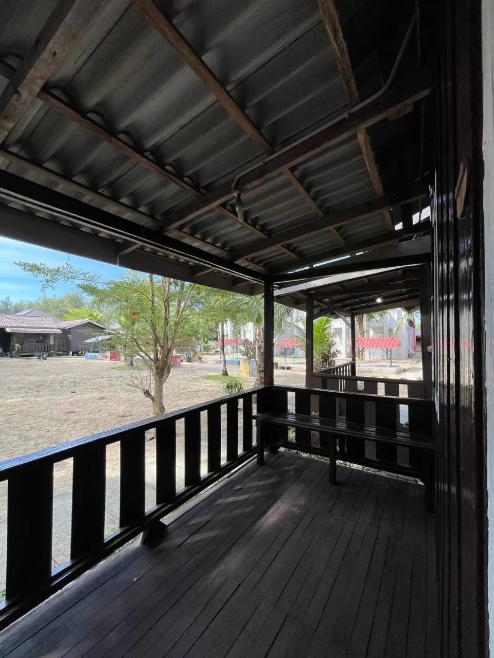 DGeting Beach Resort