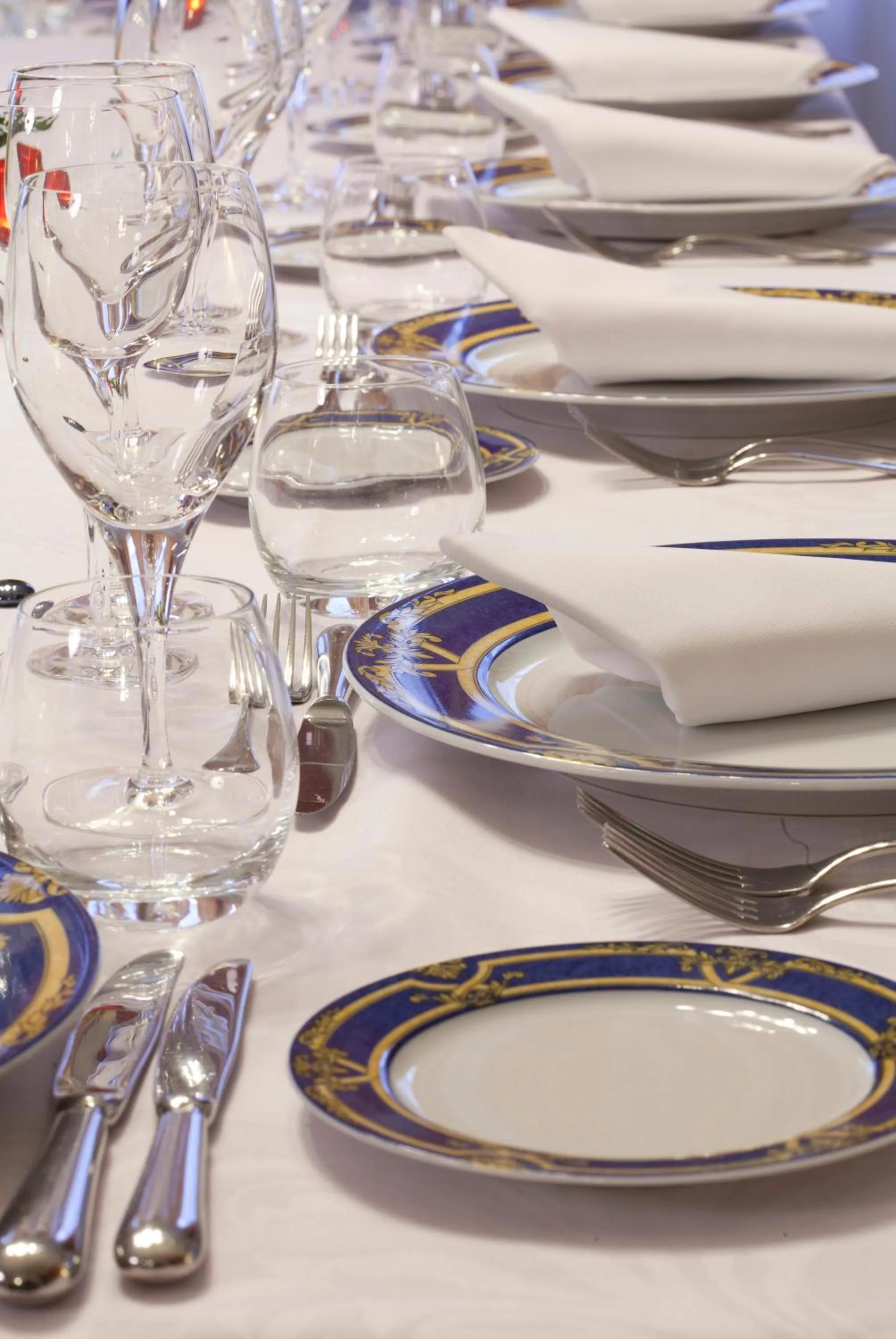 Restaurant/places to eat in Logis Le Midland