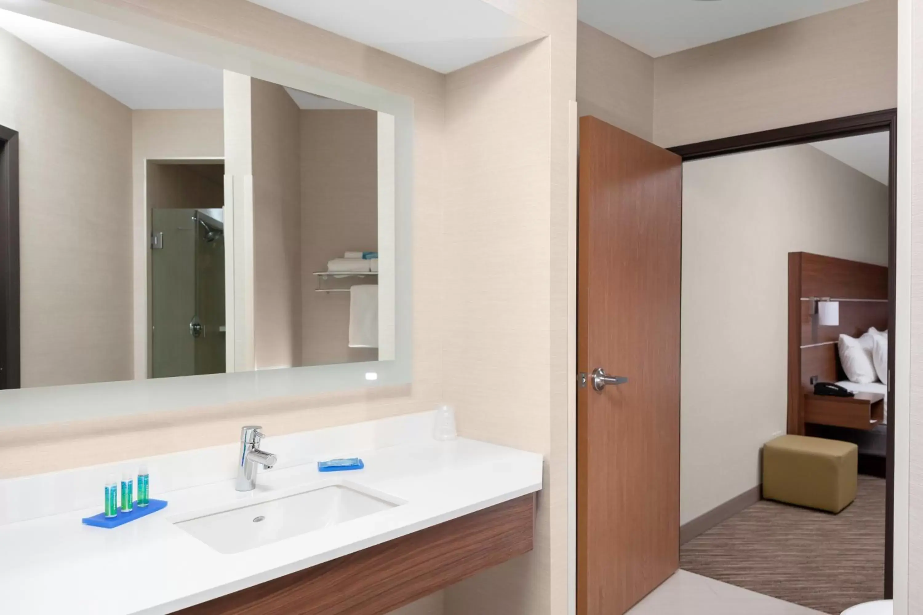 Bathroom in Holiday Inn Express Hotel & Suites Coeur D'Alene I-90 Exit 11, an IHG Hotel