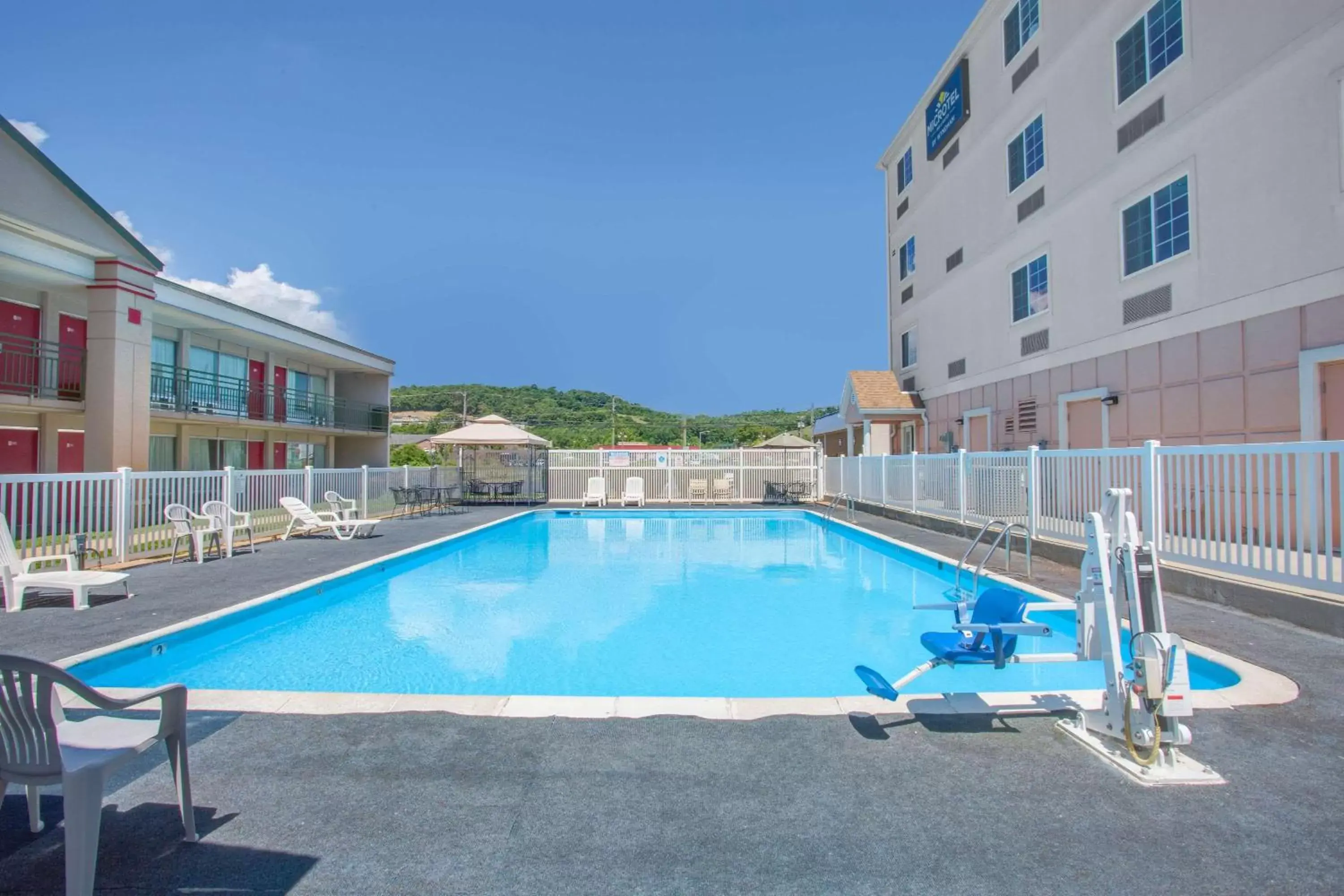 On site, Swimming Pool in Microtel Inn & Suites by Wyndham Harrisonburg