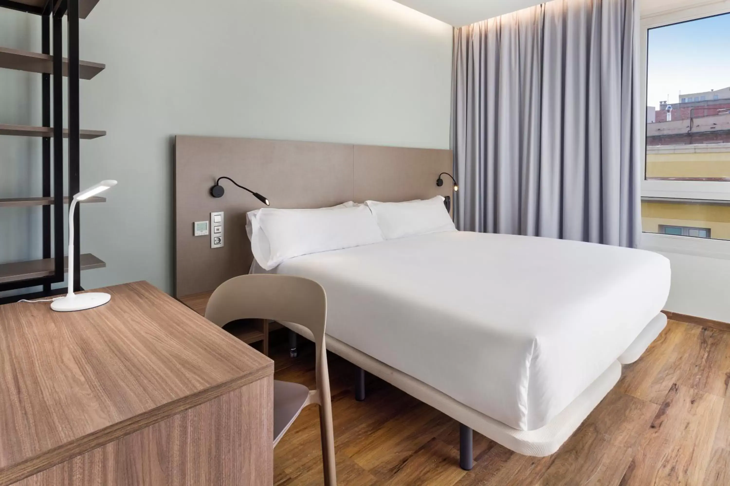 Photo of the whole room, Bed in B&B HOTEL Tarragona Centro Urbis