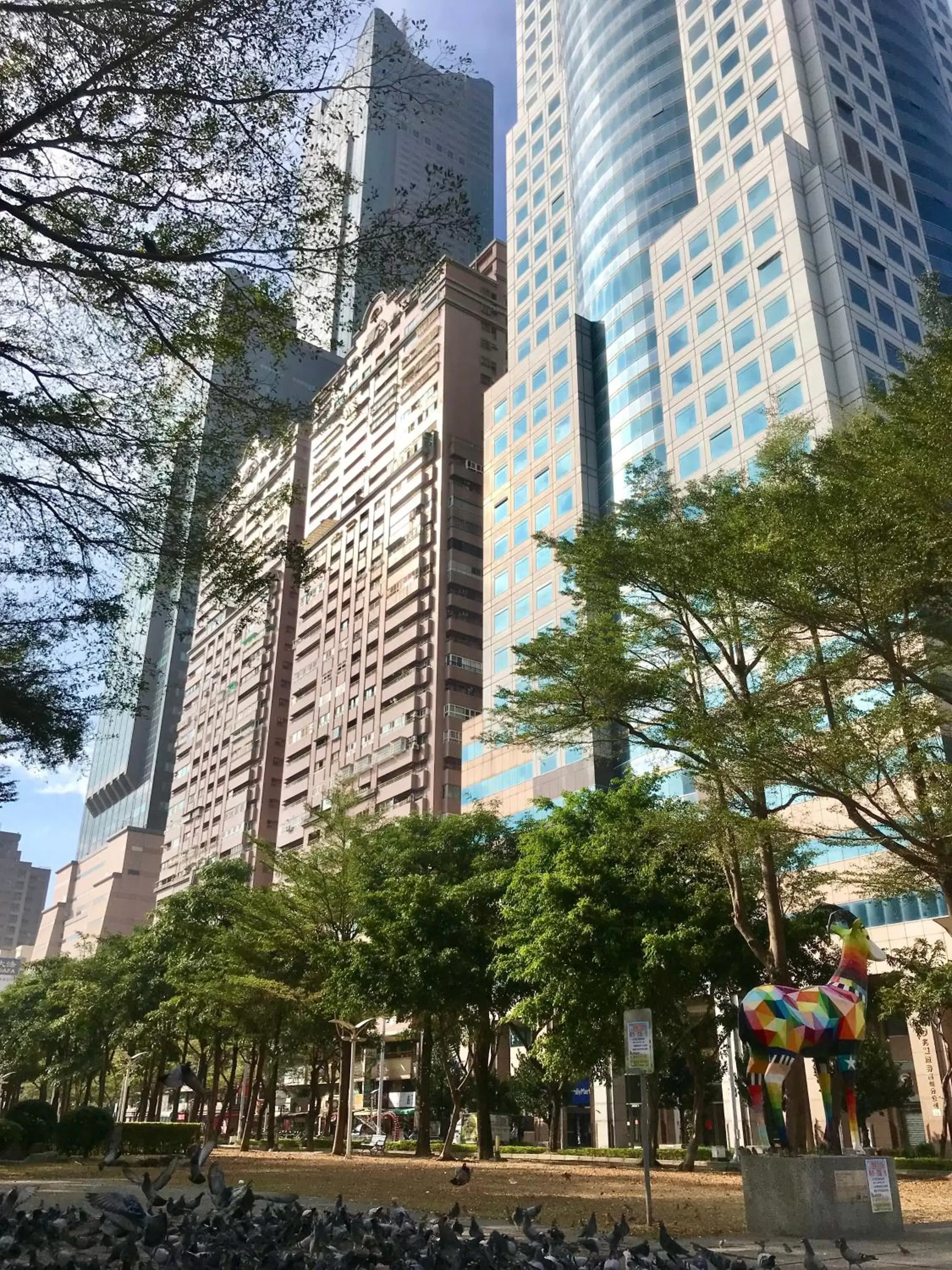 Nearby landmark, Property Building in Hub Hotel Kaohsiung Yawan Branch