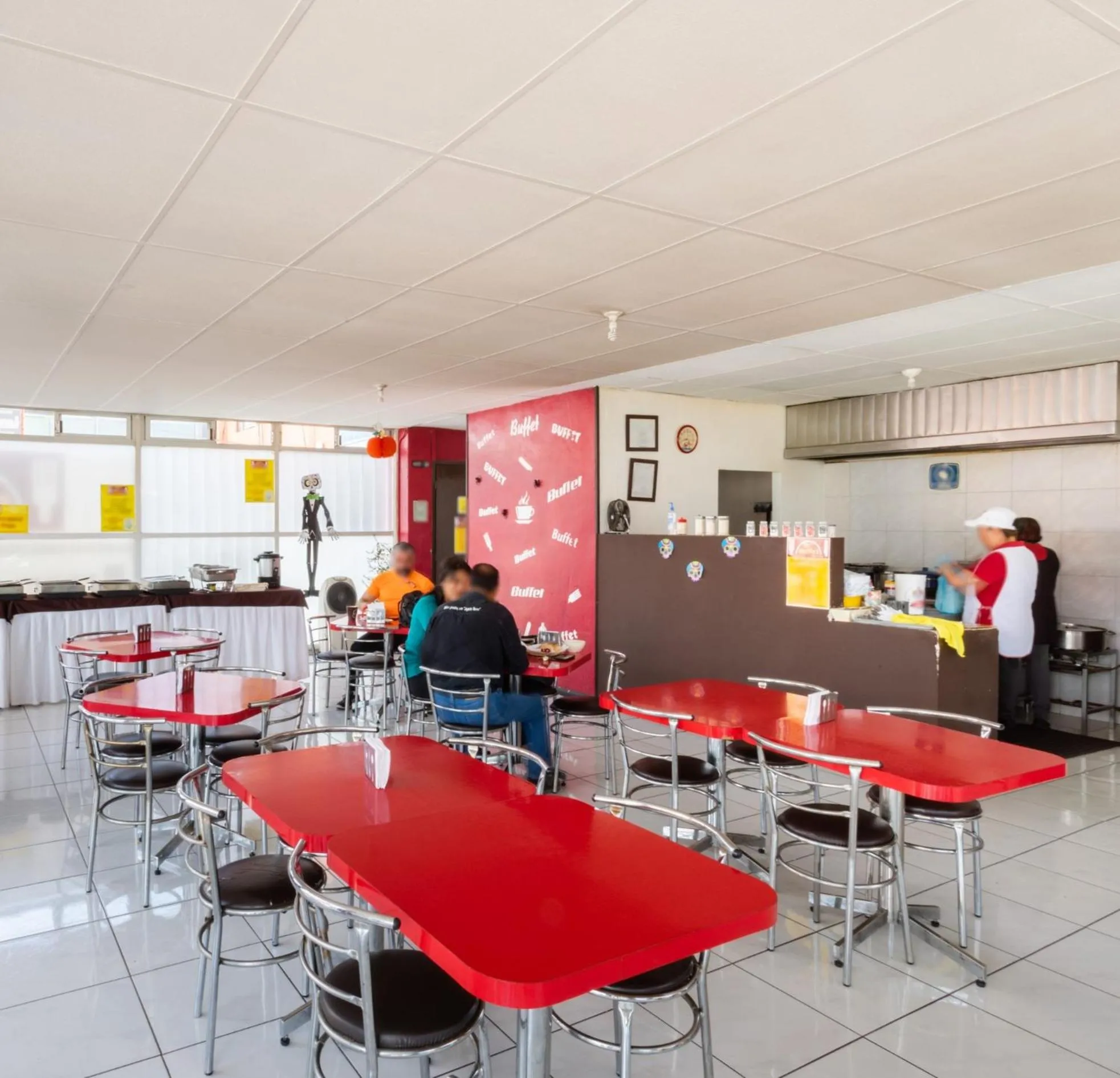 Restaurant/places to eat in Hotel Suites Puebla