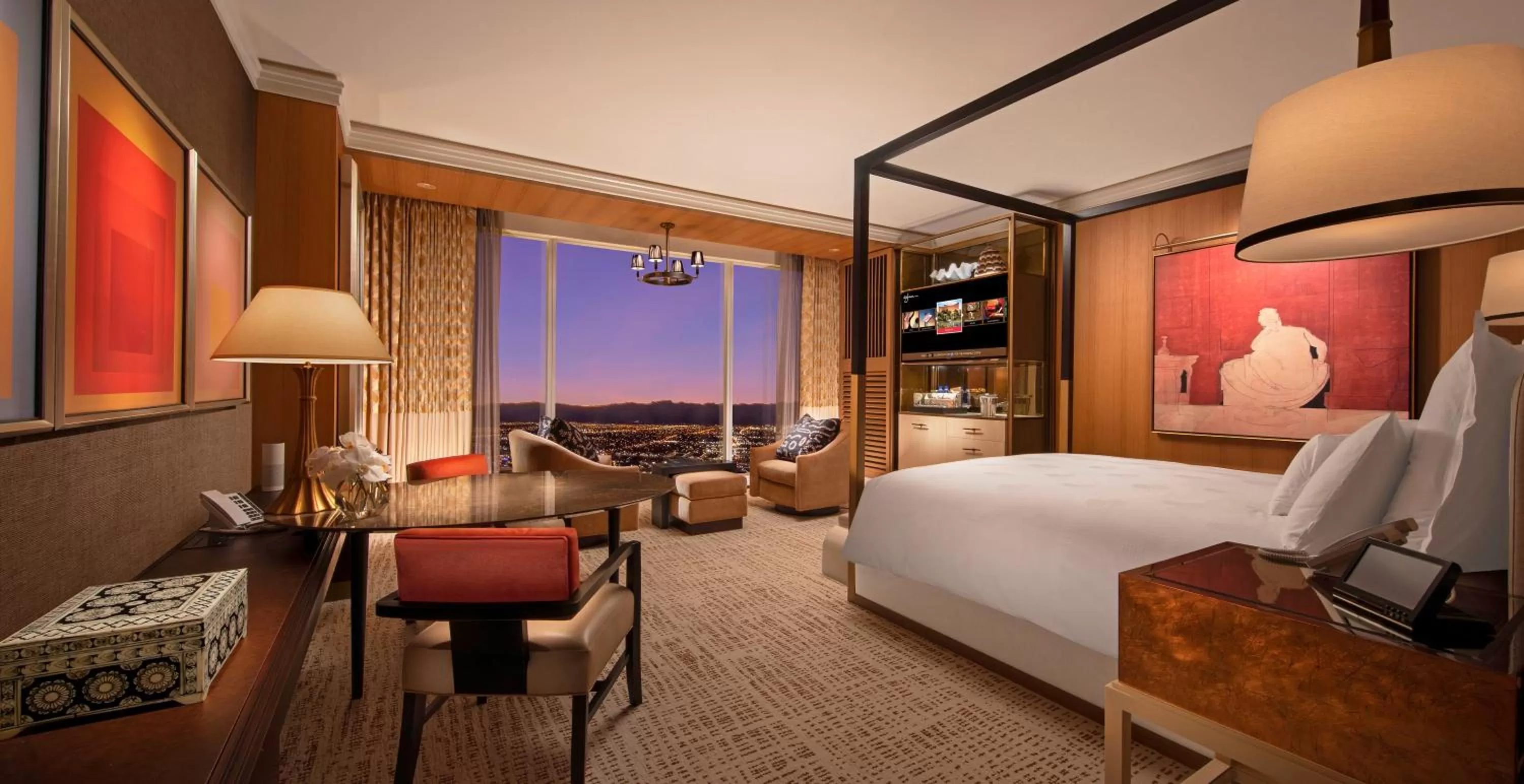 Photo of the whole room, Bed in Wynn Las Vegas