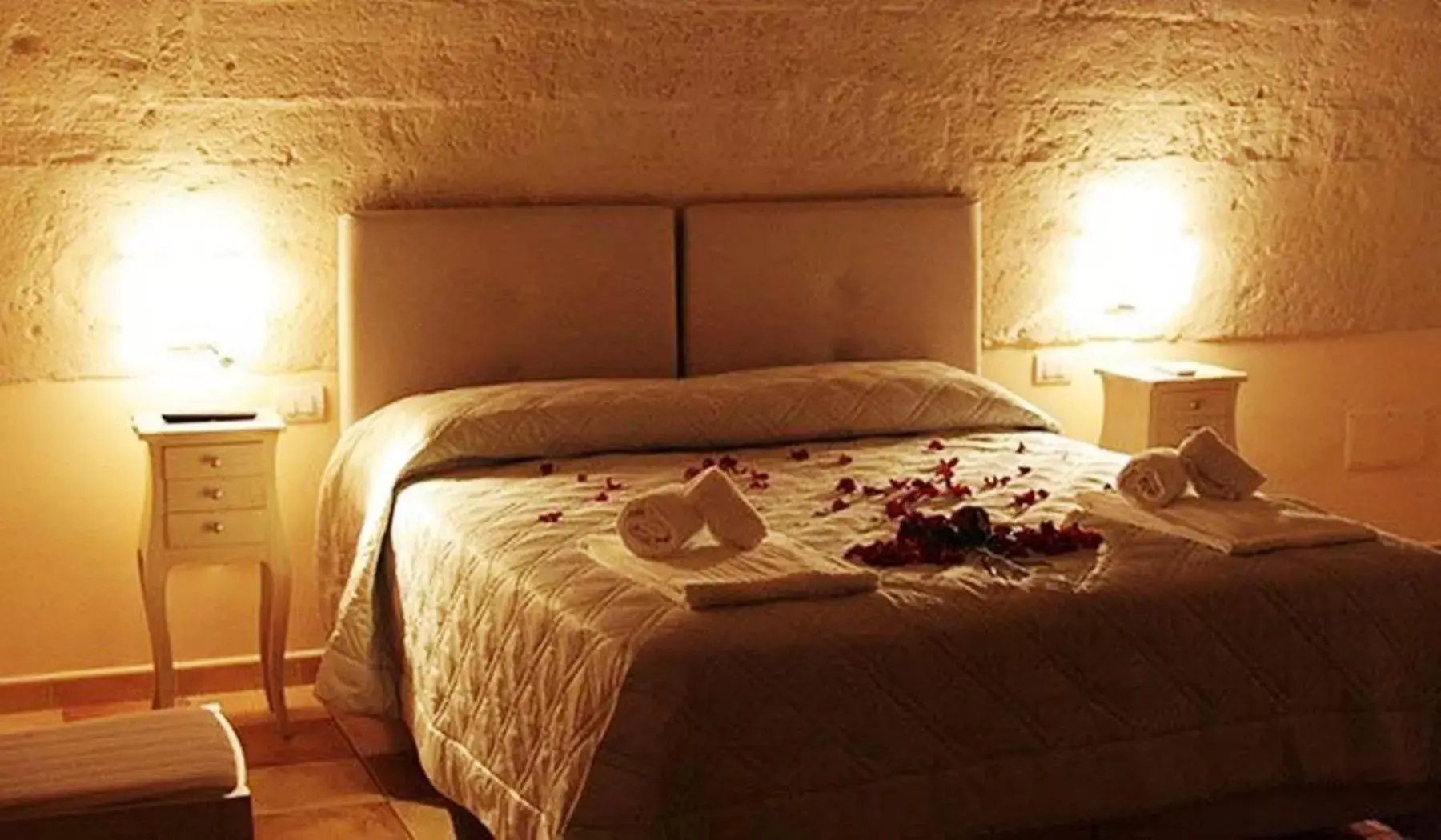 Bed in Tenuta Danesi & Bubble Rooms