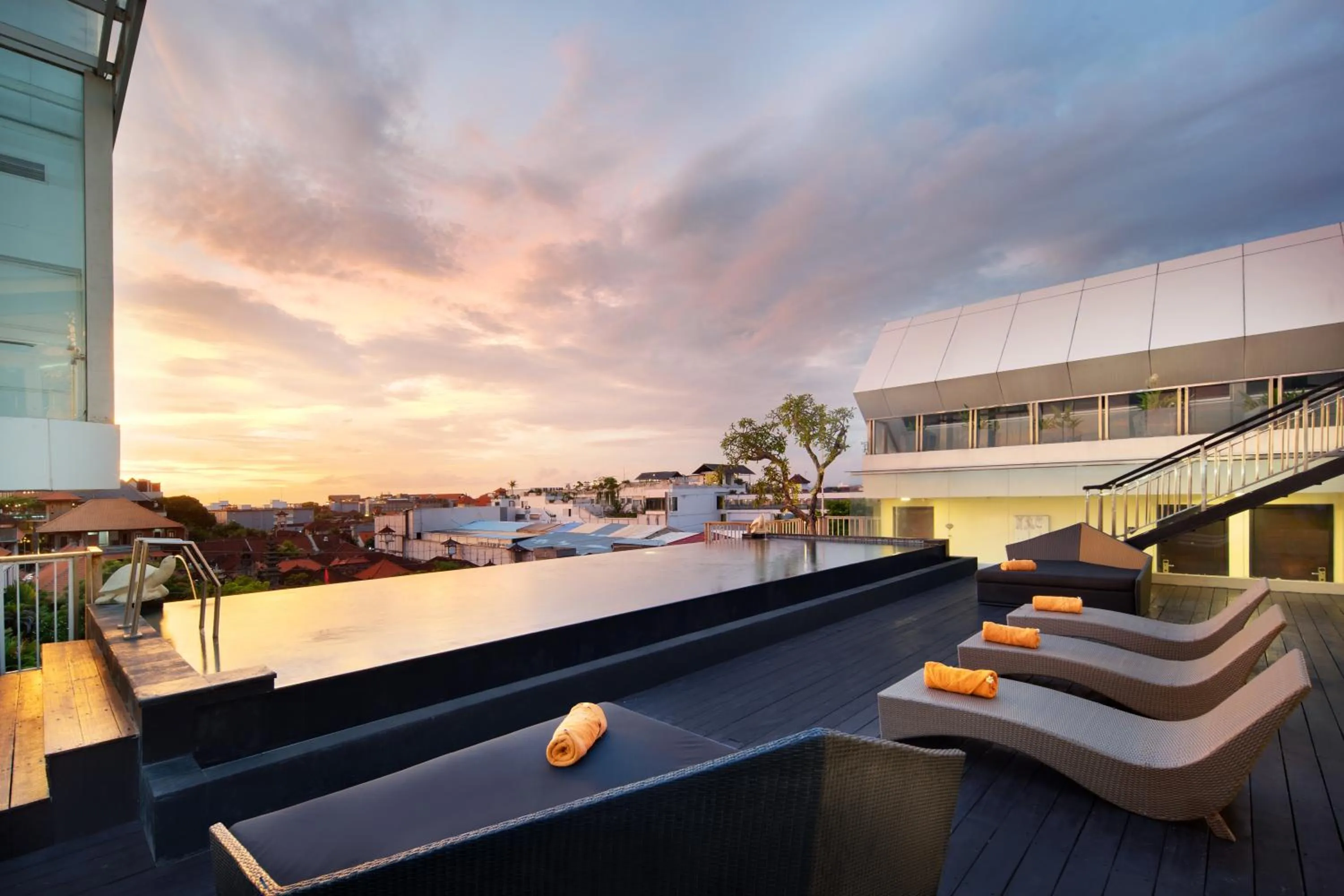 Swimming pool in Fashion Hotel Legian