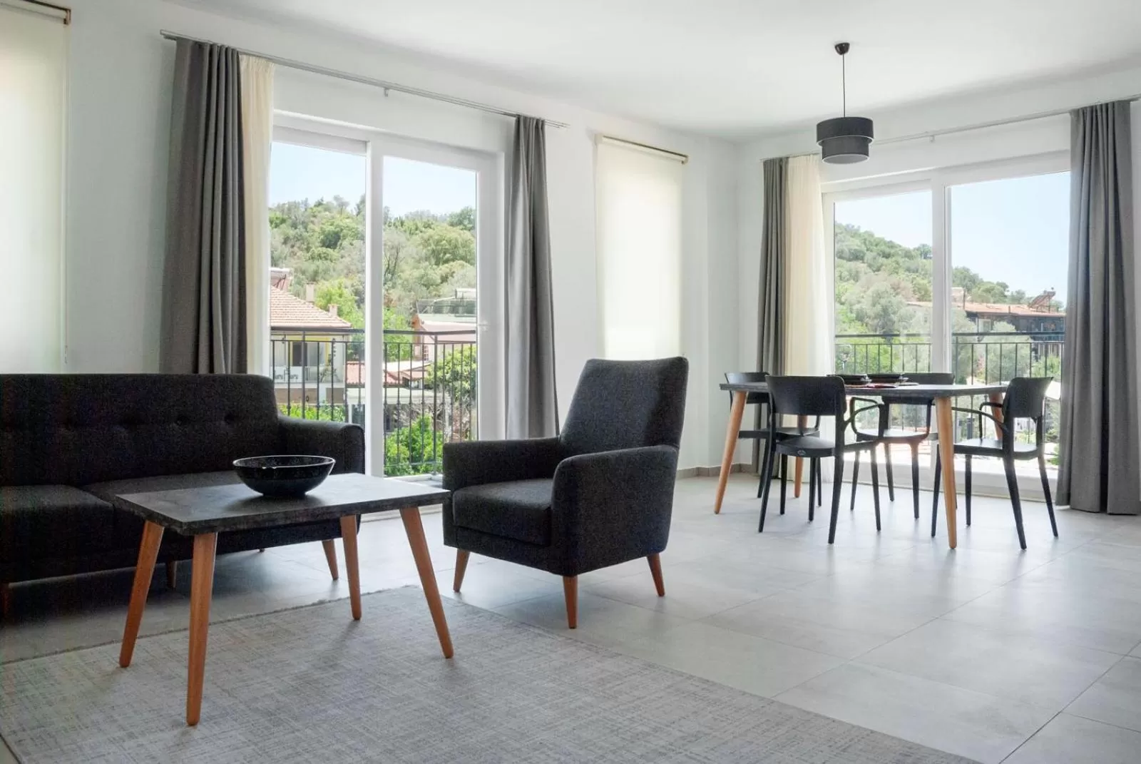 Communal lounge/ TV room in La Moda Aparts