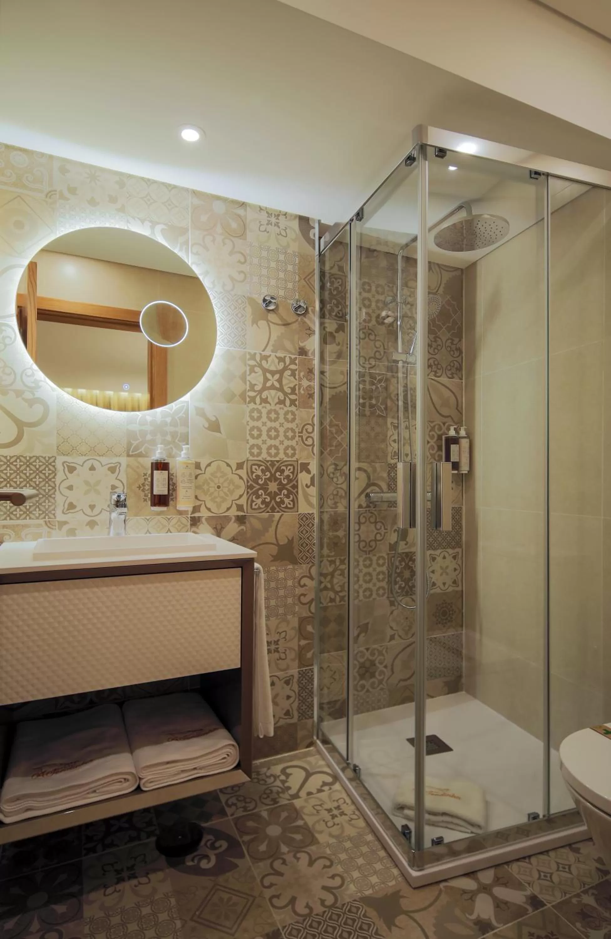 Shower, Bathroom in A Tendinha - Guest House