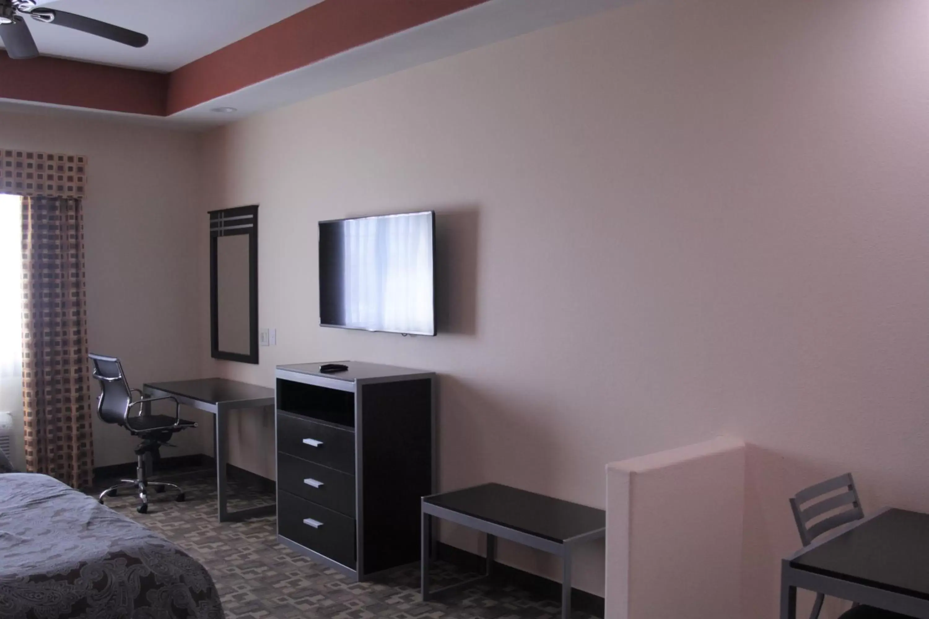 Bed in Americas Best Value Inn Port Aransas Bed in Americas Best Value Inn Port Aransas