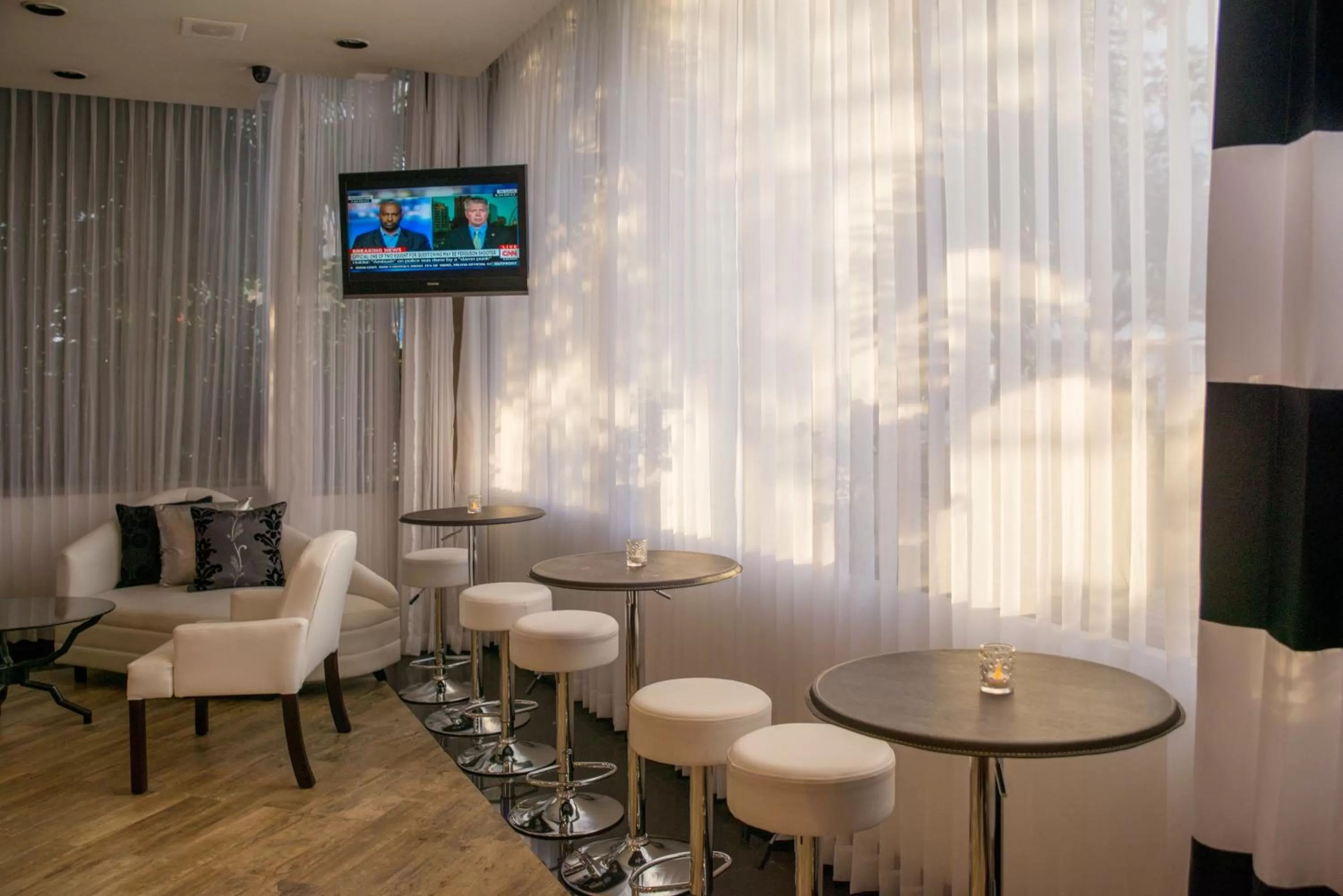 Restaurant/places to eat in Hotel Palma Real