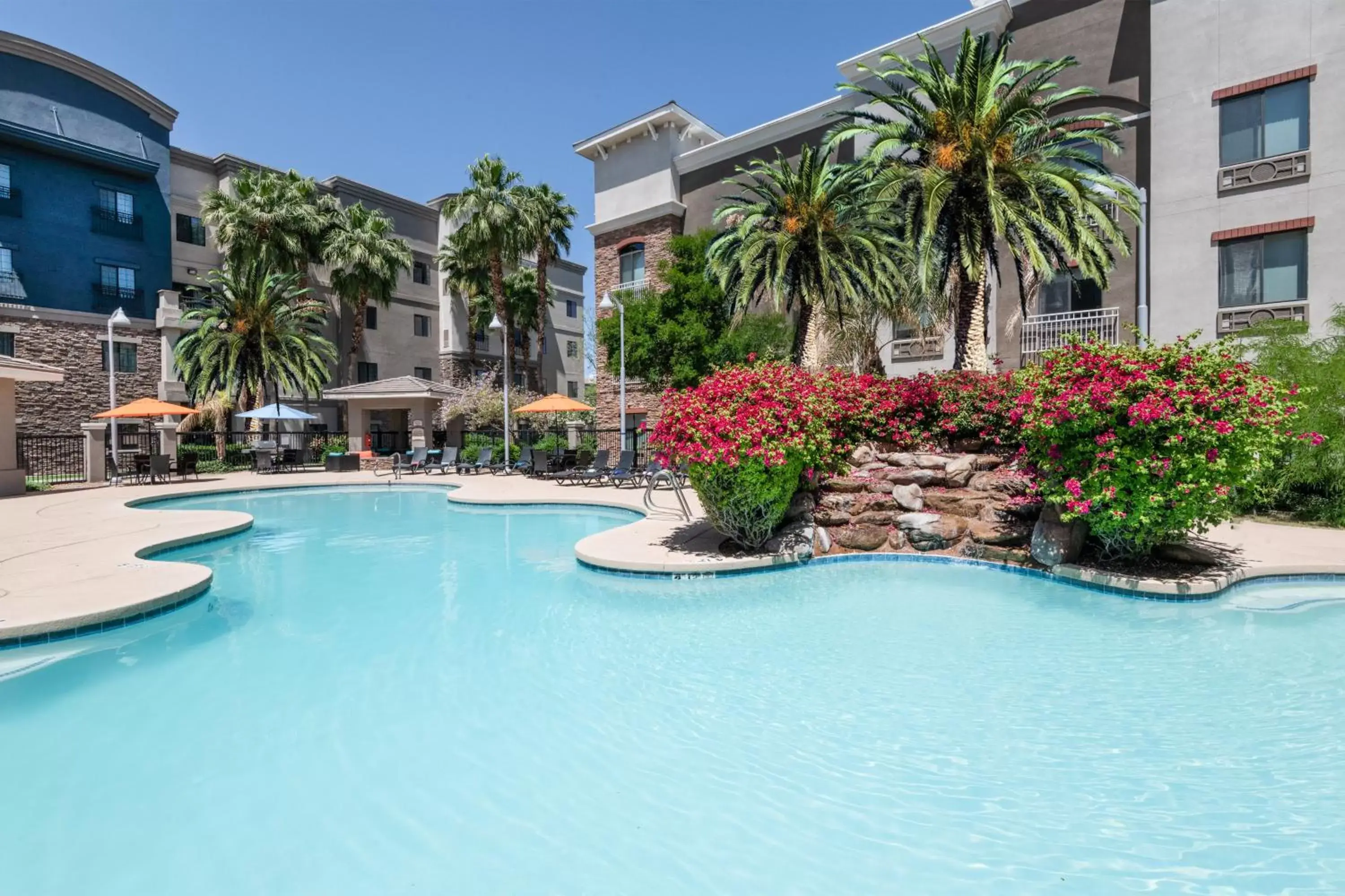 Swimming Pool in Staybridge Suites Phoenix-Glendale