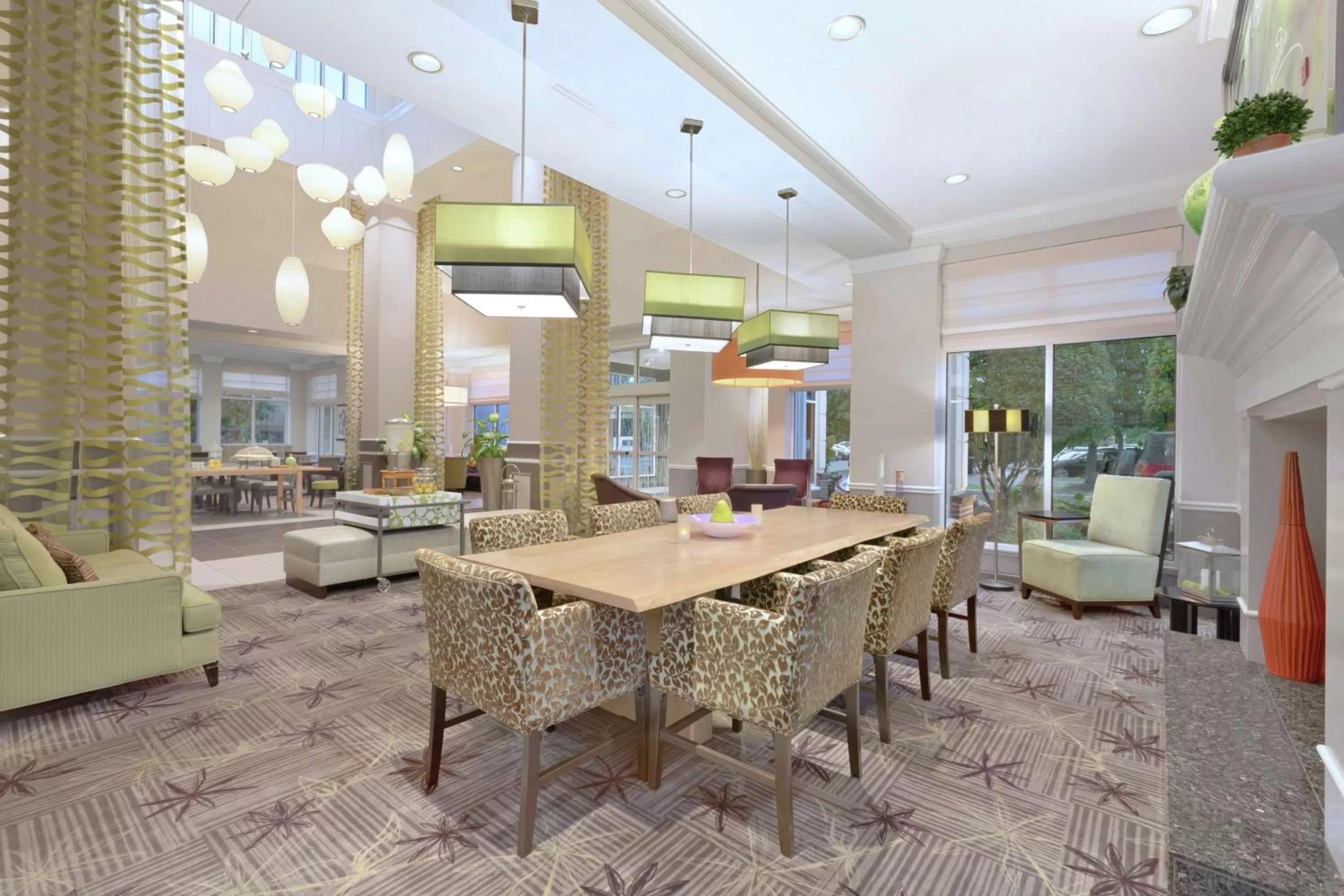 Lobby or reception in Hilton Garden Inn Springfield, MA