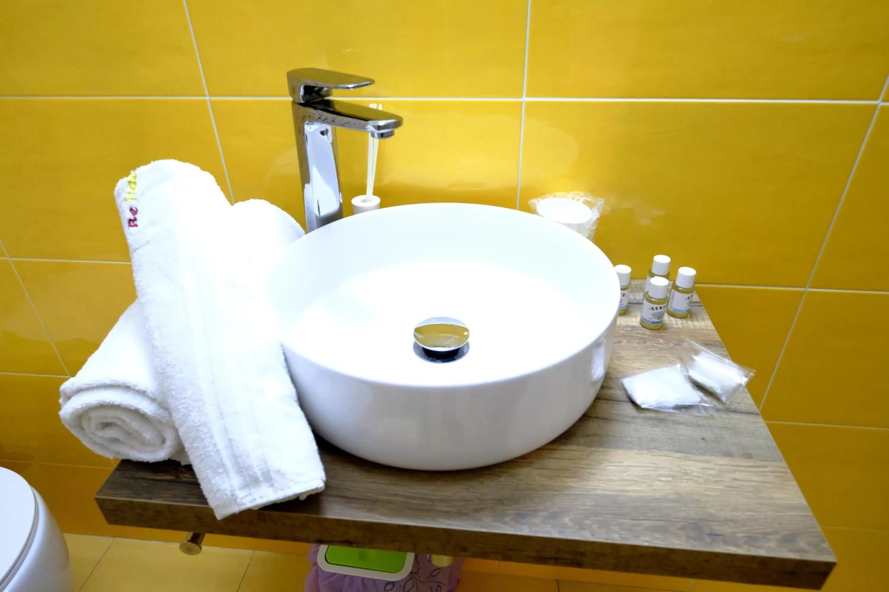 Bathroom in Donna Elena B&B