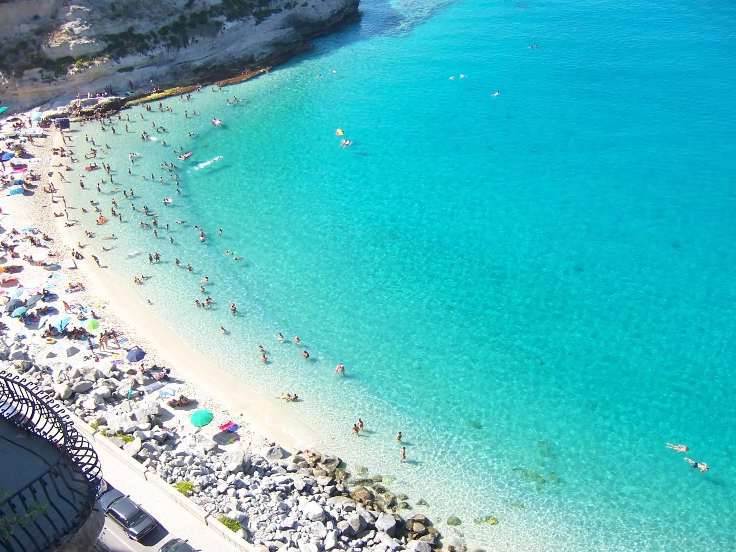 Property building in Tropeacentro