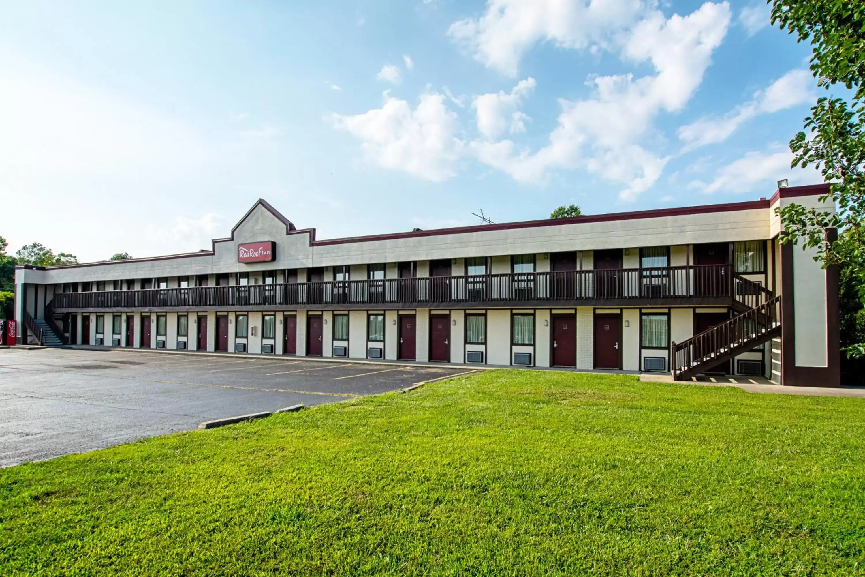 Property Building in Red Roof Inn Scottsburg