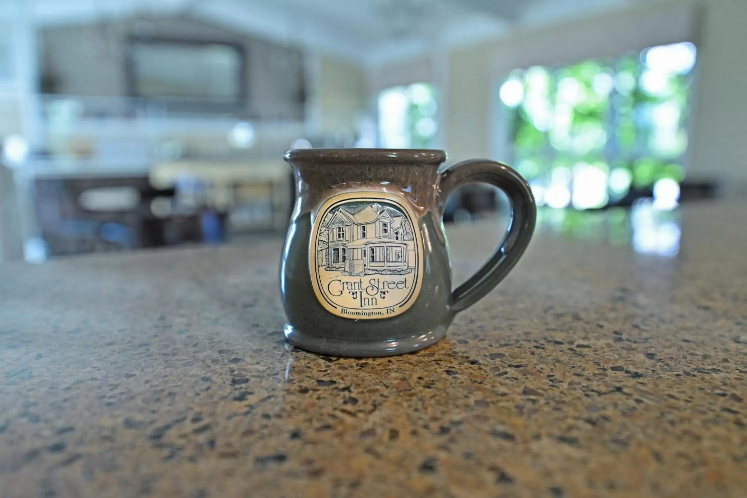 Coffee/tea facilities in Grant Street Inn - Bloomington