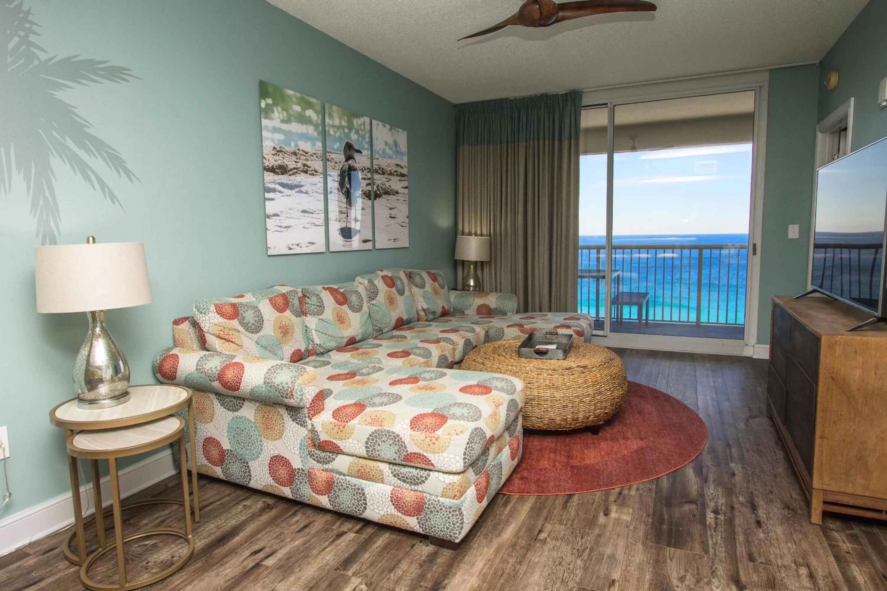 Living room, Seating Area in Majestic Beach Resort, Panama City Beach, Fl
