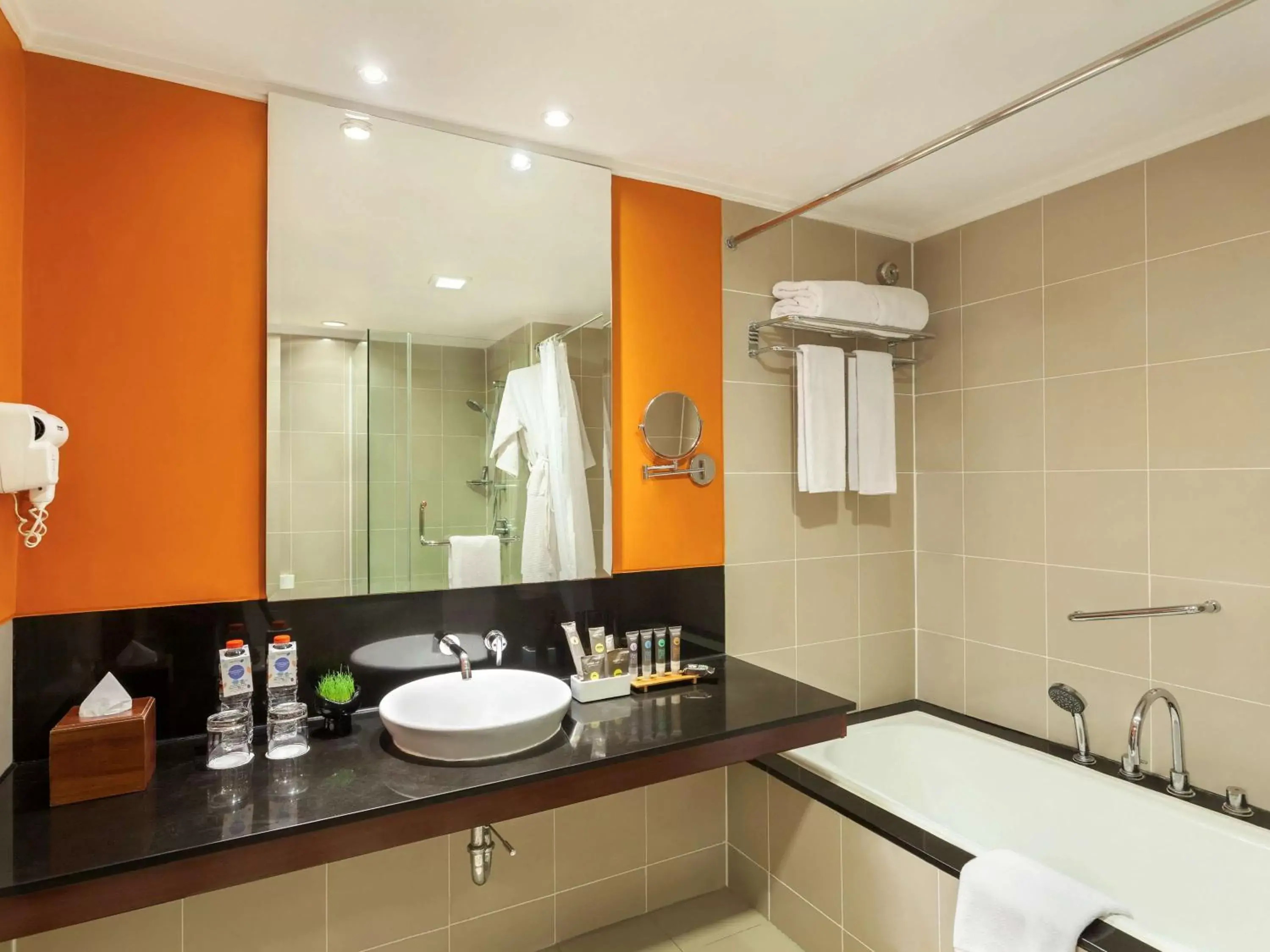 Photo of the whole room, Bathroom in Novotel Semarang - GeNose Ready, CHSE Certified