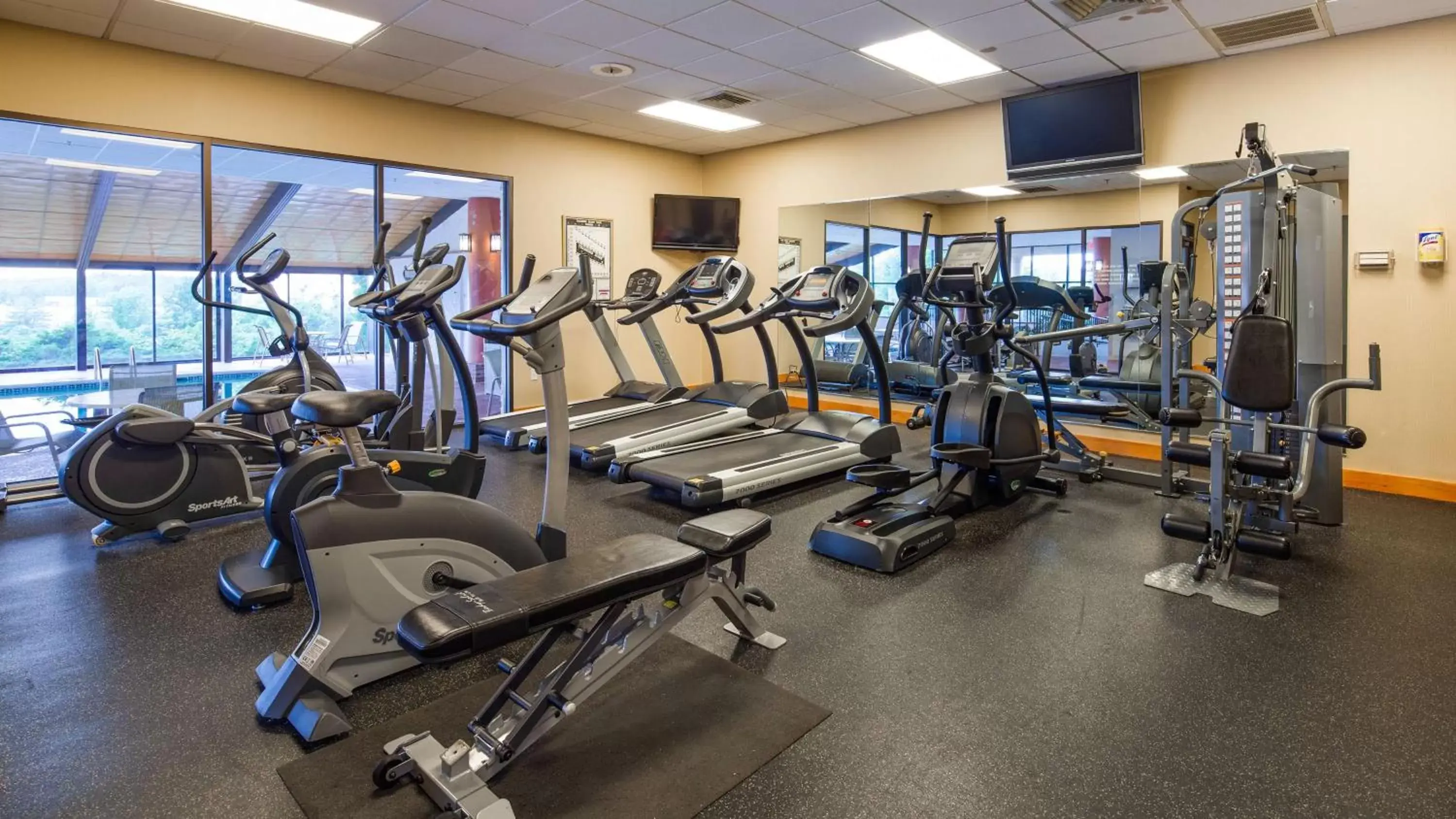 Fitness centre/facilities, Fitness Center/Facilities in Best Western Royal Plaza Hotel and Trade Center