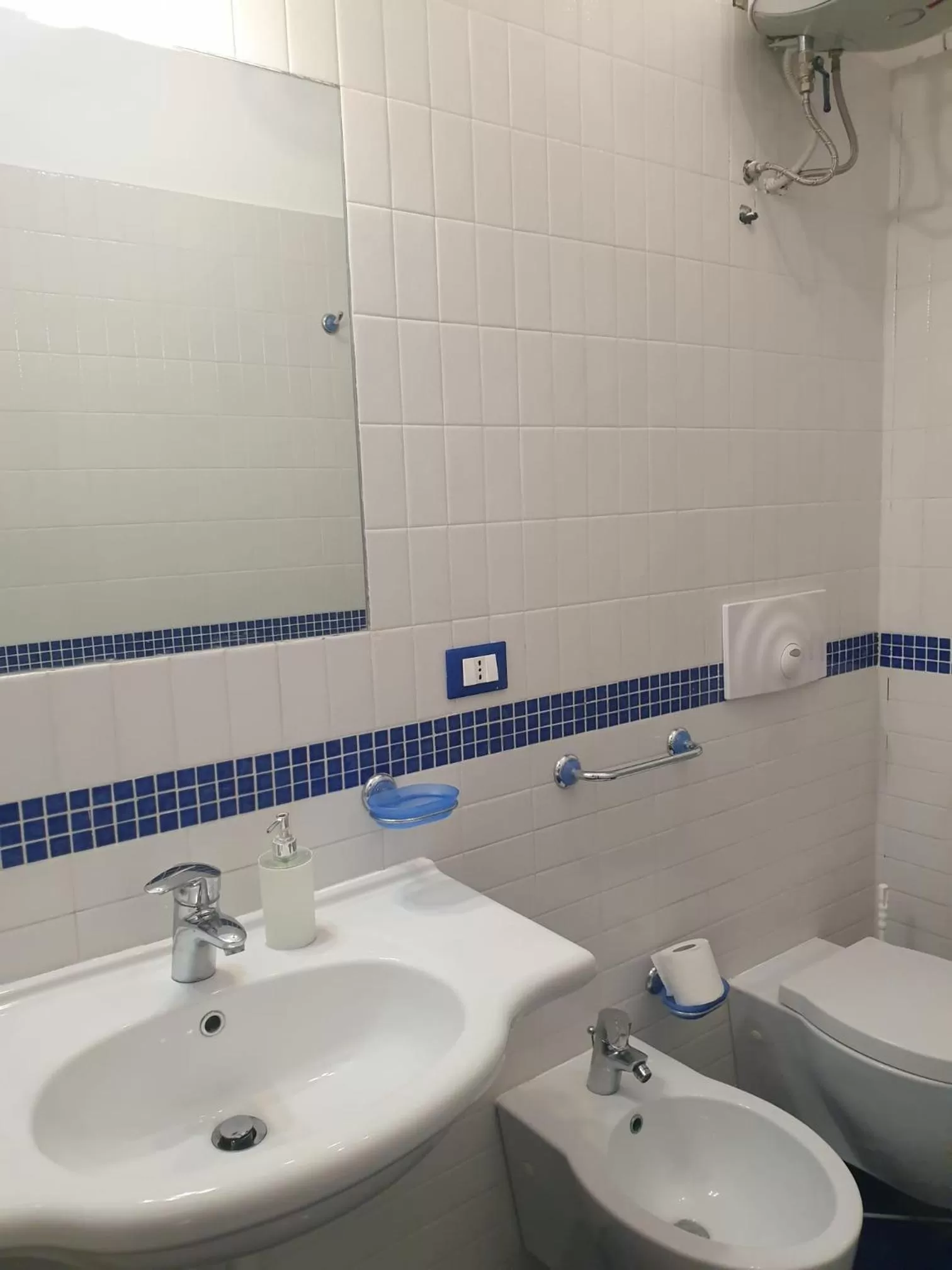 Shower, Bathroom in Hotel Mareluna Ischia