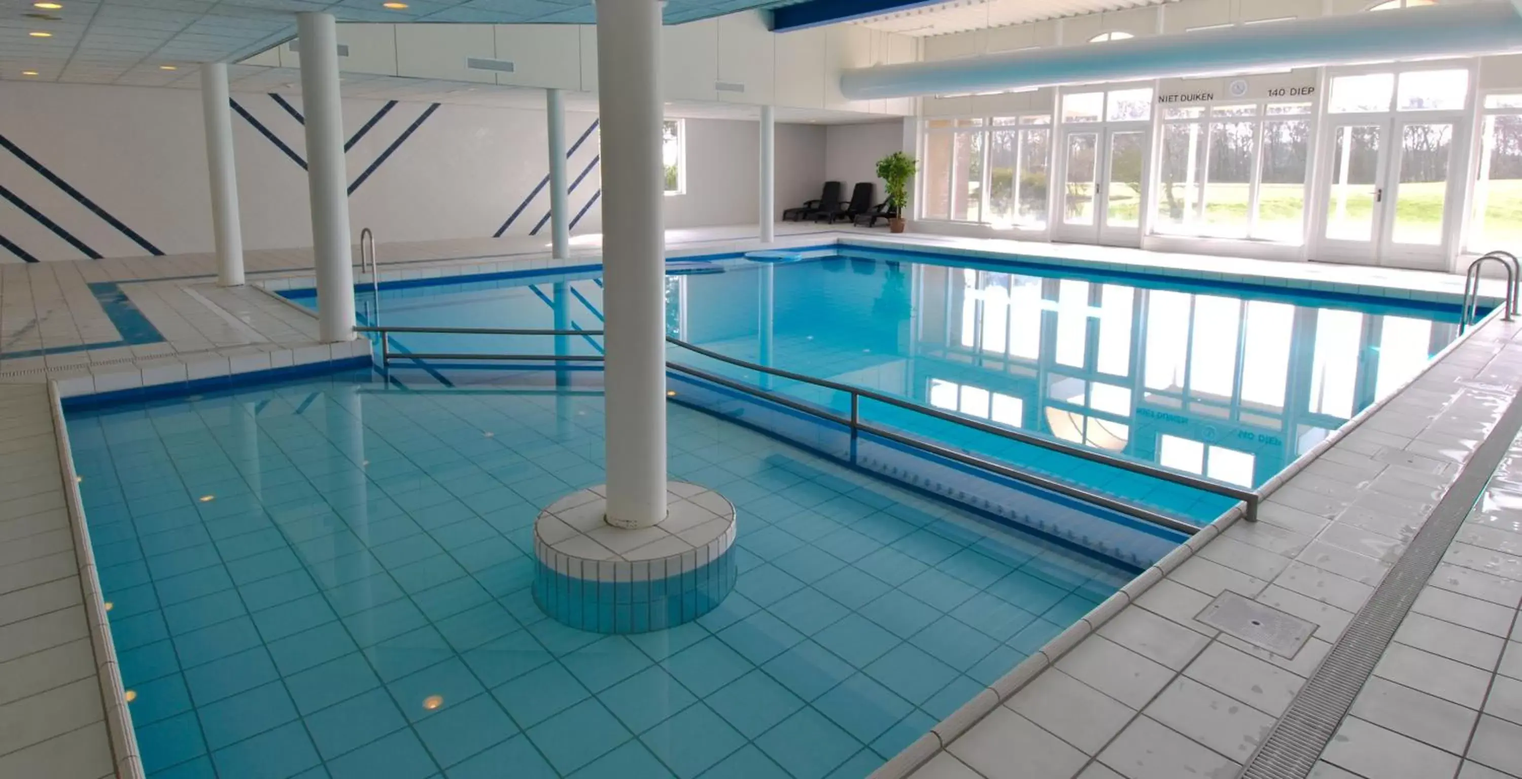Swimming Pool in Fletcher Resort-Hotel Amelander Kaap