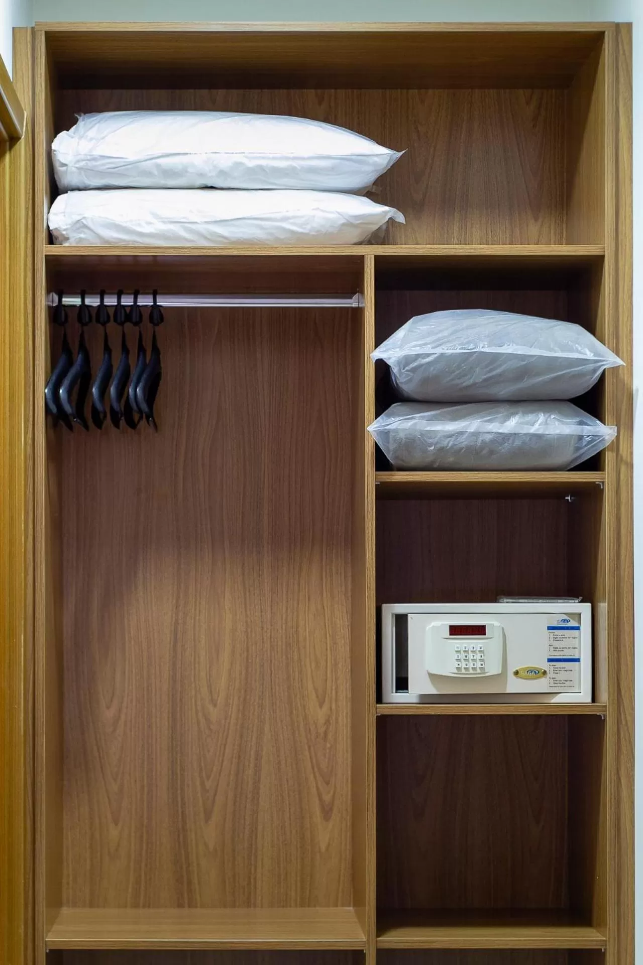 Photo of the whole room in Comfort Hotel Bauru