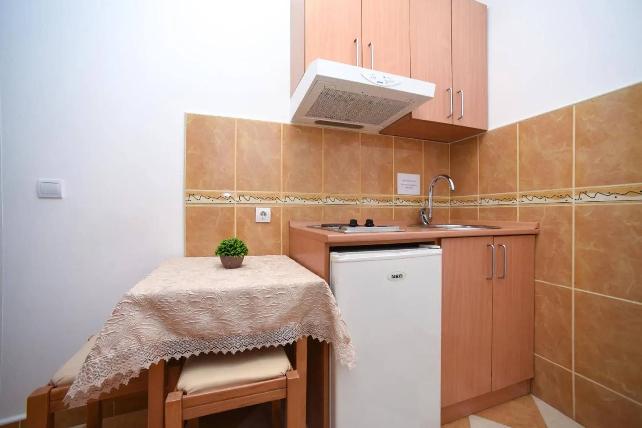 Kitchen or kitchenette, Kitchen/Kitchenette in D&D Apartments