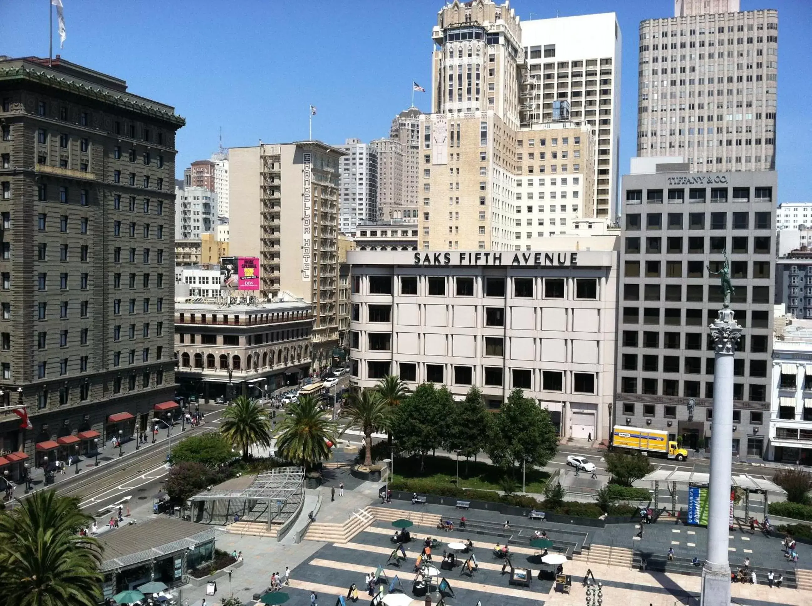 Nearby landmark in Chancellor Hotel on Union Square