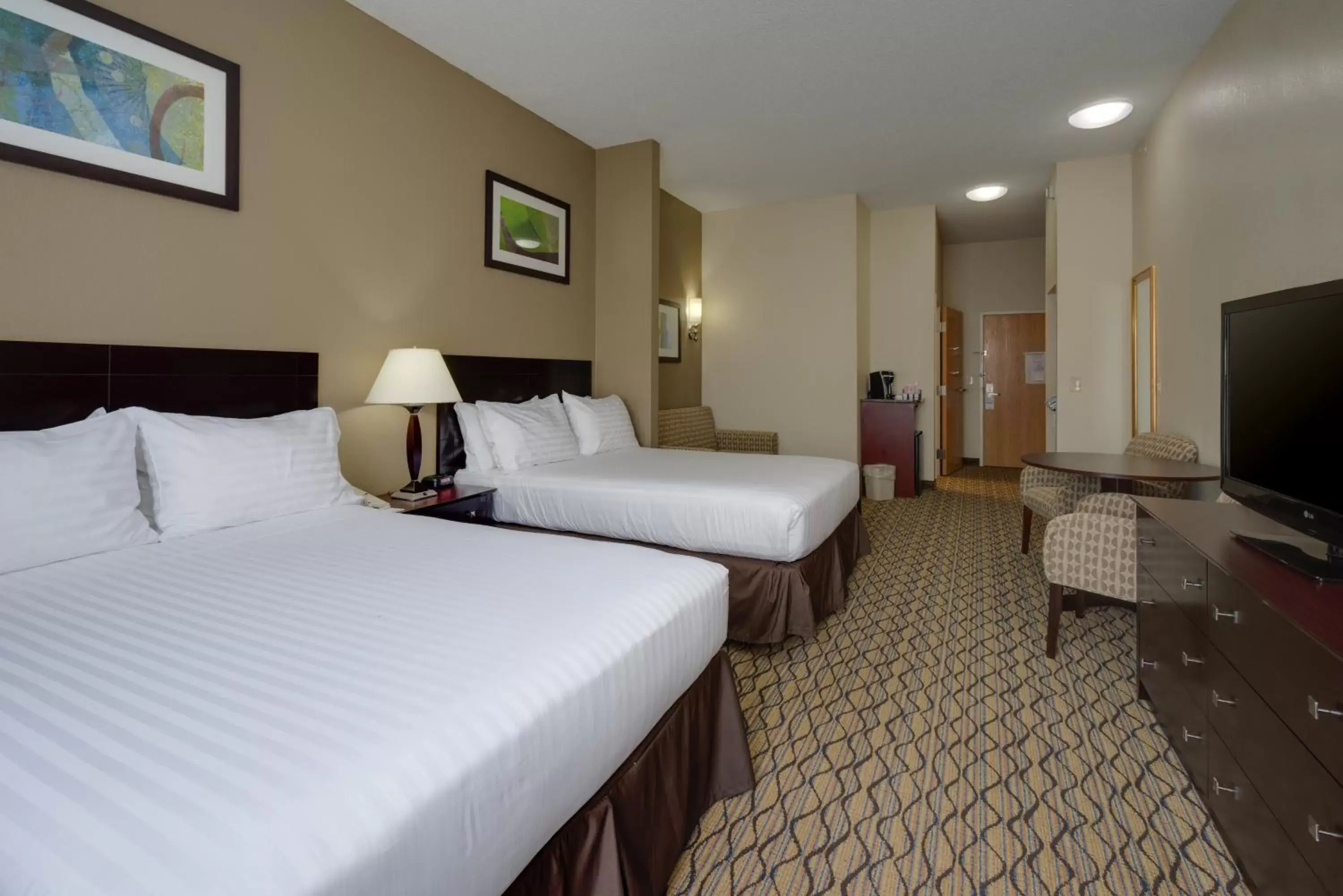 Photo of the whole room, Bed in Holiday Inn Express Charles Town, an IHG Hotel
