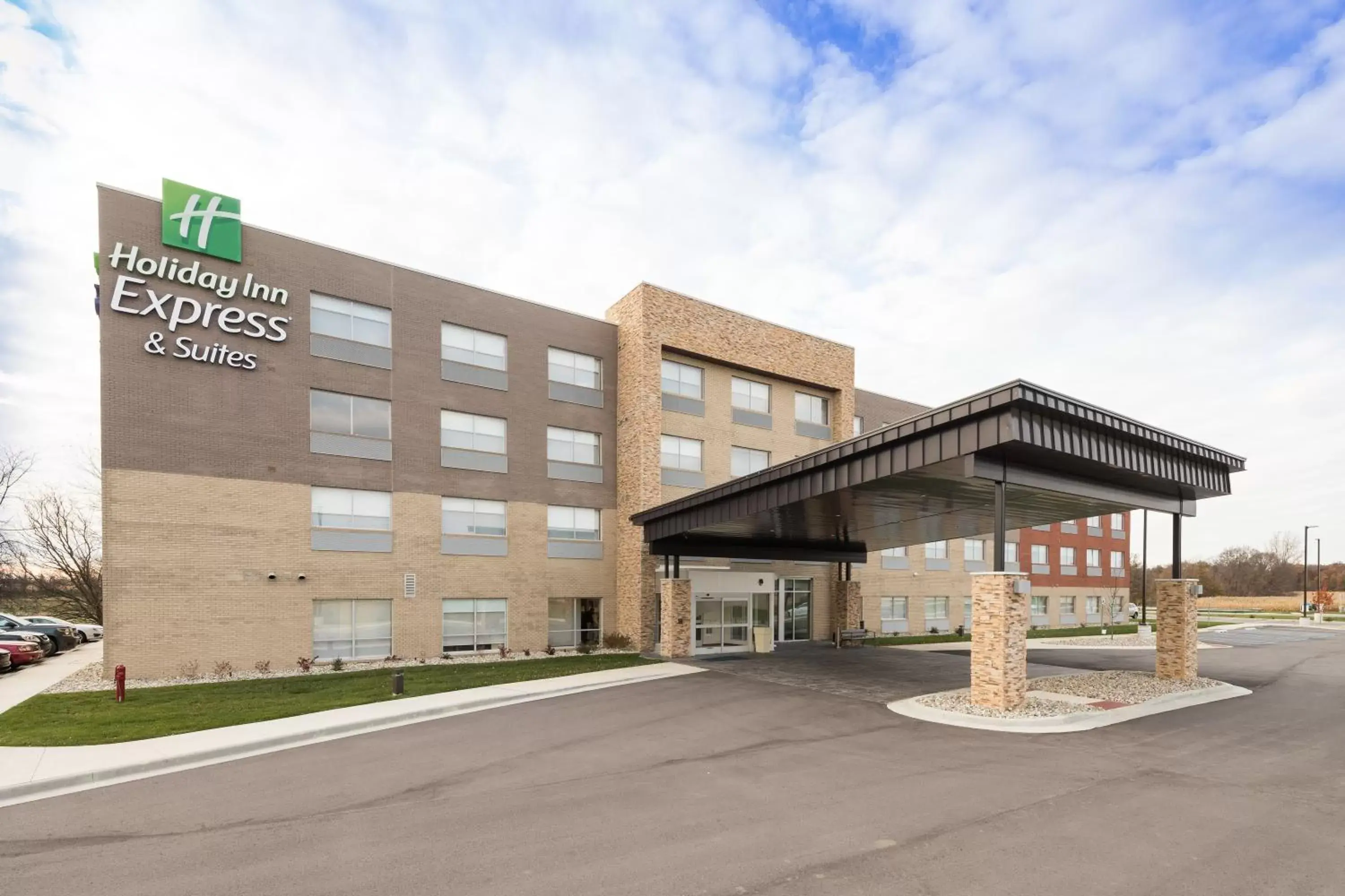 Property building in Holiday Inn Express & Suites - Auburn, an IHG Hotel