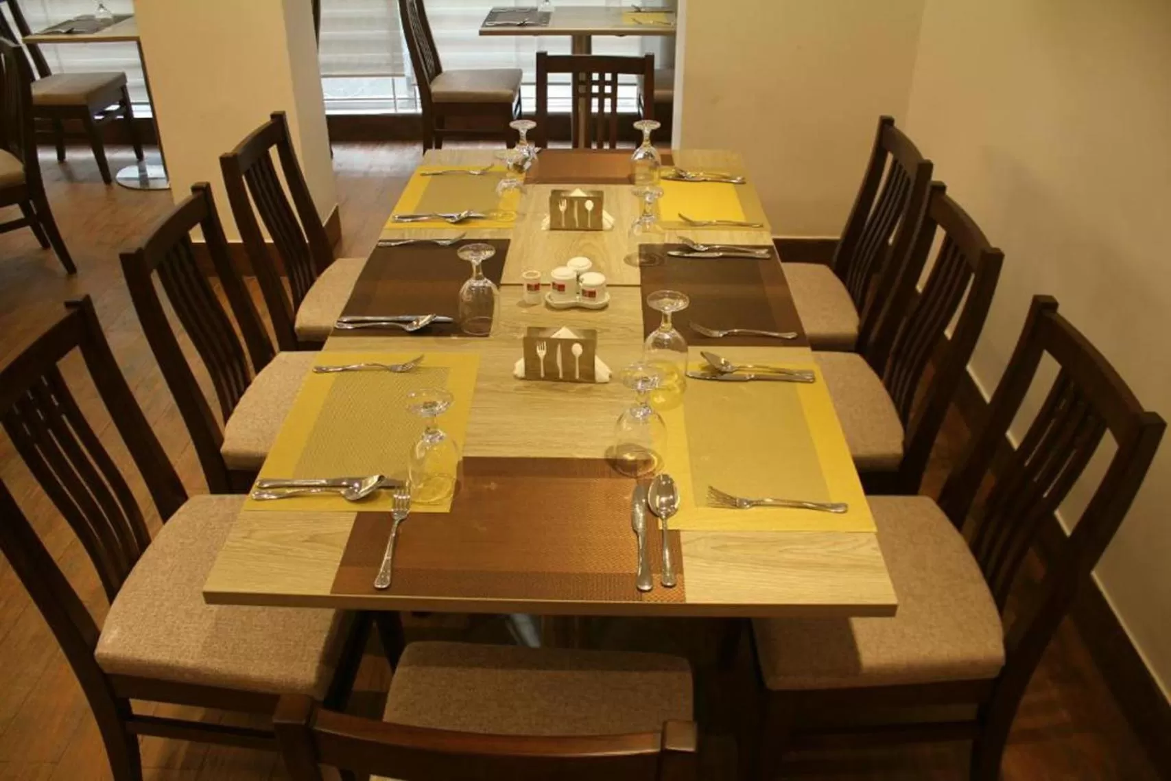 Priyo Nibash Stylish Residential Hotel